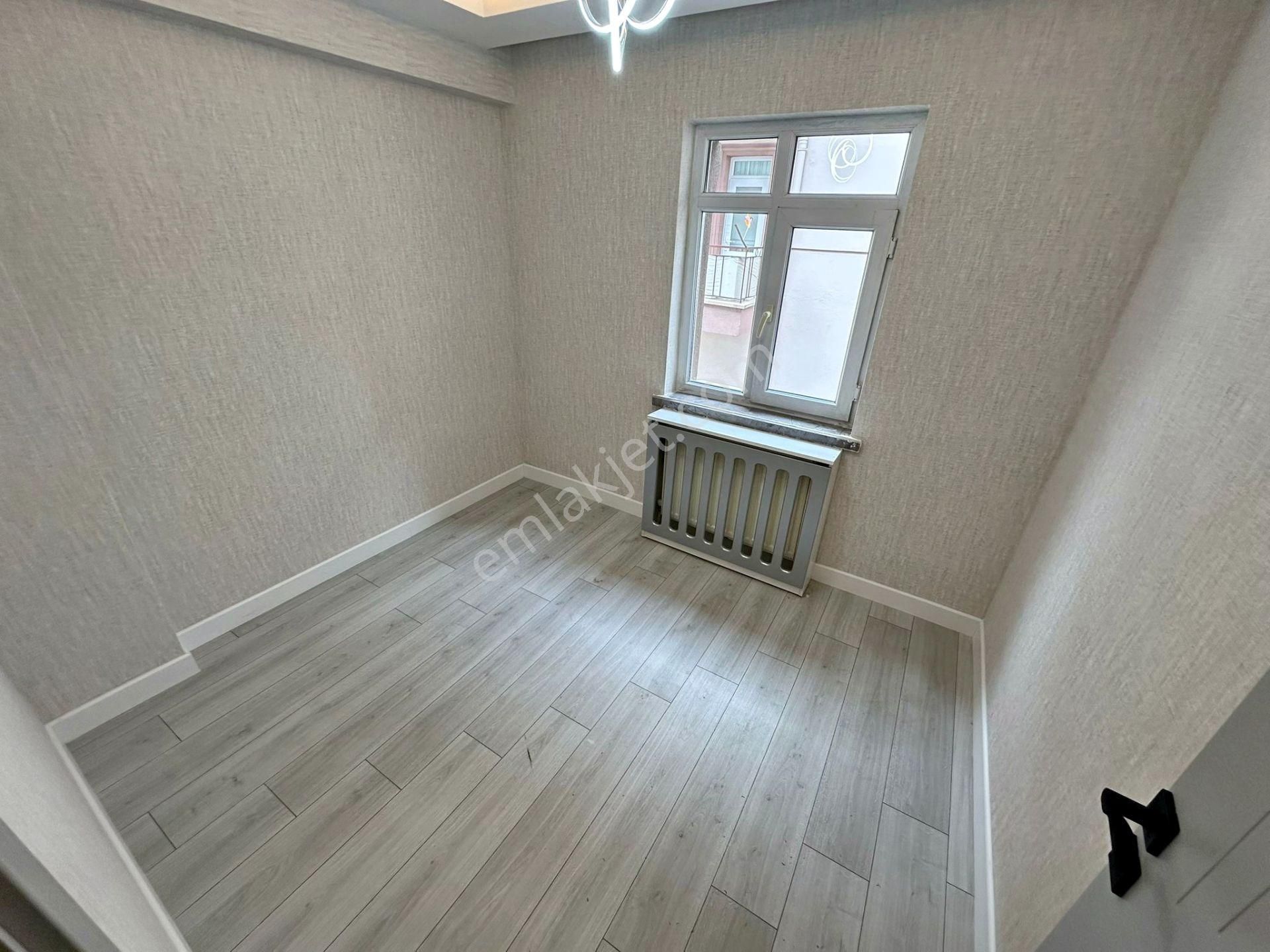 Relax'tan Ayvalı'da Ful Yapılı Ultra Lüx 1.katta 3+1 - Görsel 26