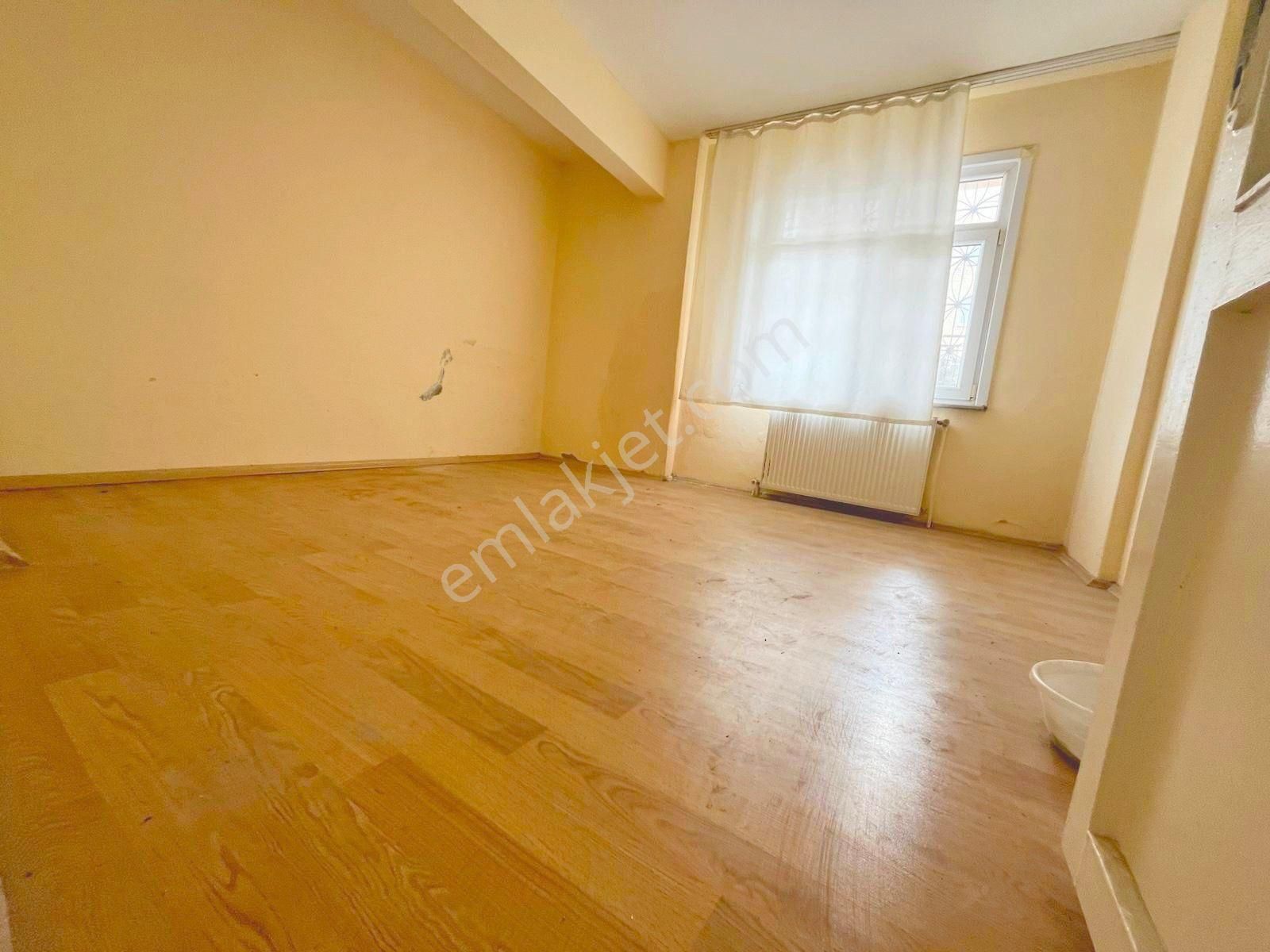 Kiralık Daire Pendik Esenyalı Mahallesi