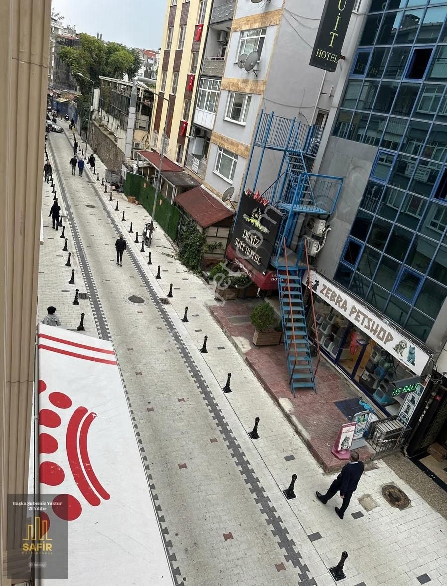 Bakırköy Merkezde Satılık 3+1 Kapalı Otoparklı Daire - Görsel 18