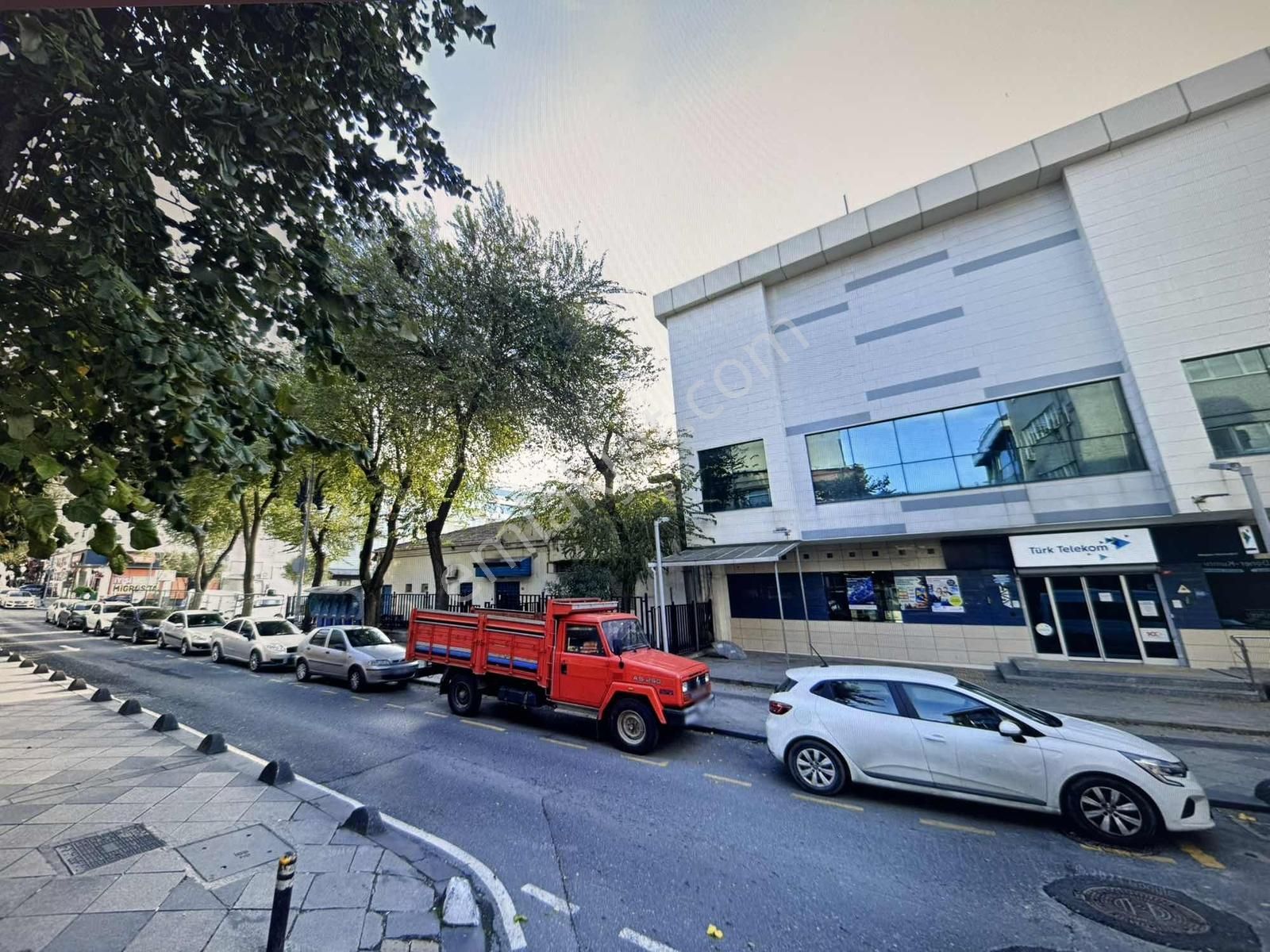 Bağcılar Güneşli'de Belediye Yakınında 2 Yıllık 4+2 Geniş Daire - Görsel 20