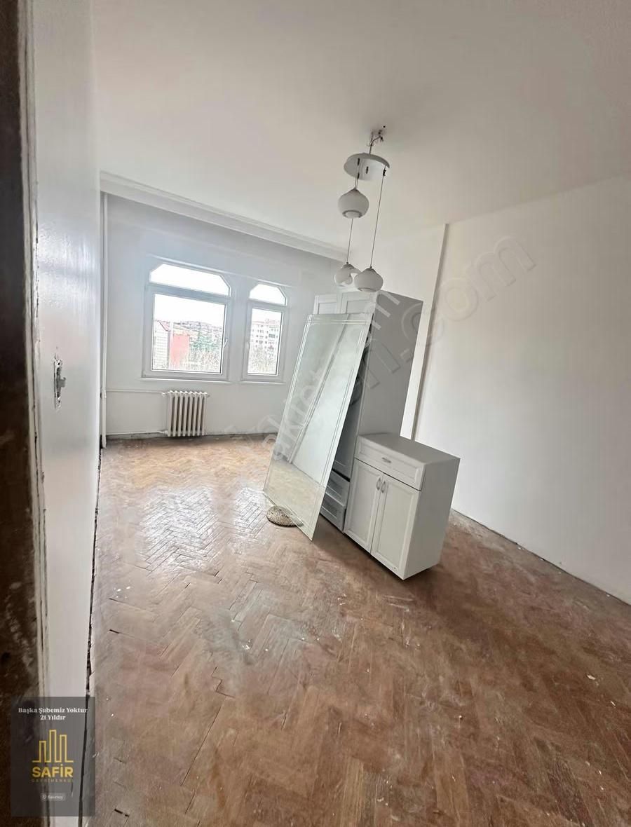 Bahçelievler'de Matay Bloklarında Satılık 140m2 Arakat Daire - Görsel 12