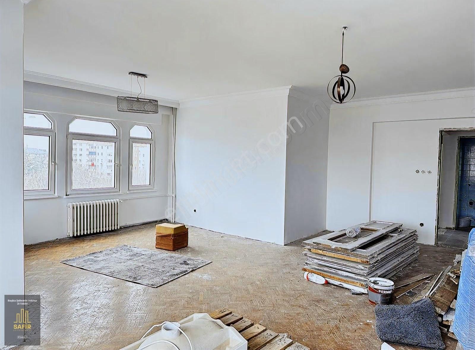 Bahçelievler'de Matay Bloklarında Satılık 140m2 Arakat Daire - Görsel 10