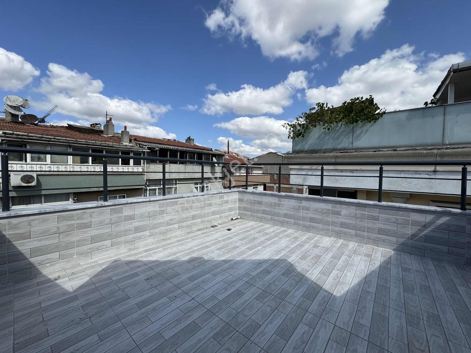 Tokgöz'den Çavuşpaşa Cadde Yakını Sıfır Otoparklı Dubleks Daire - Görsel 15