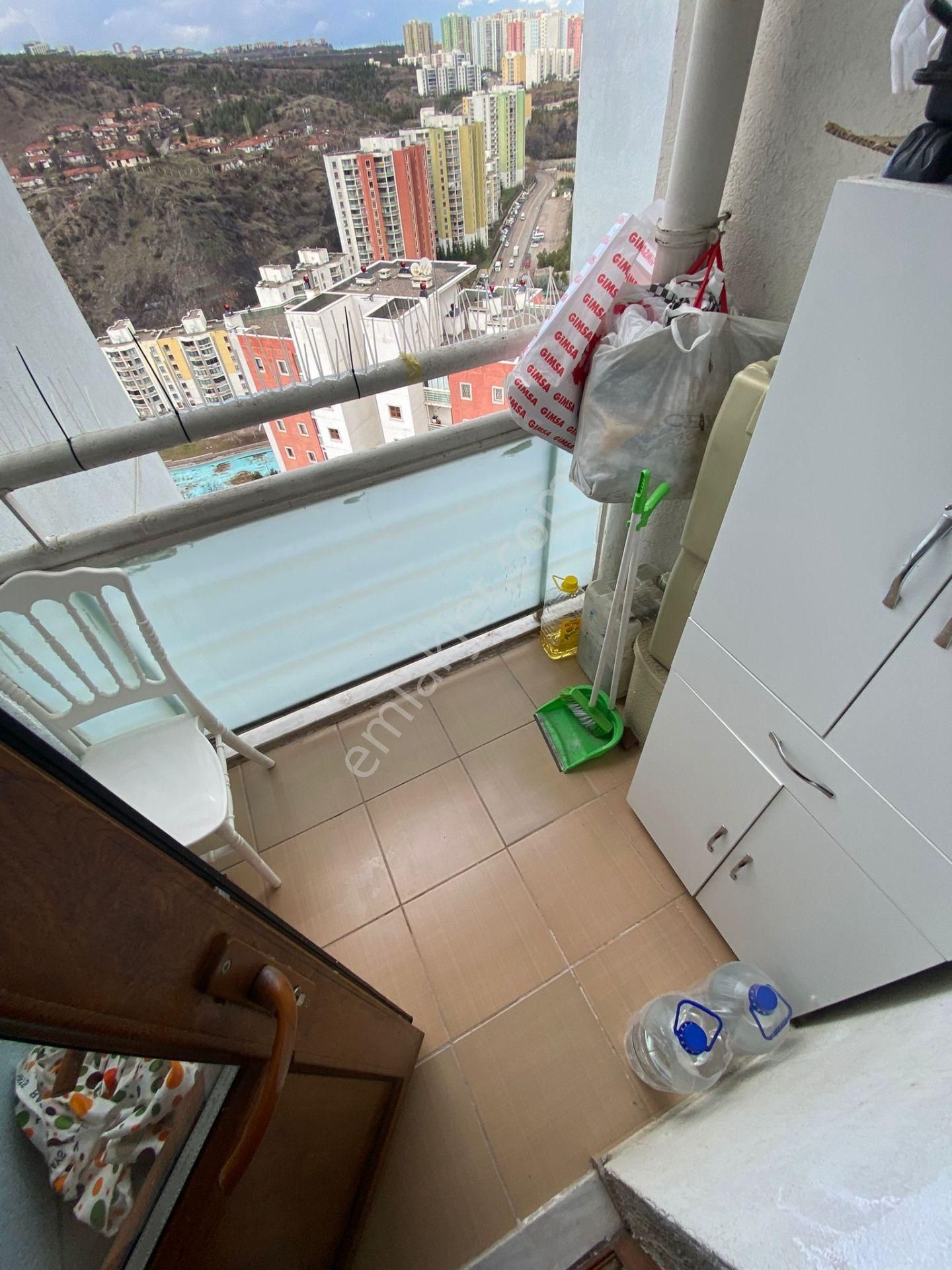 Bilgen Vatan'dan Kuzey Ankara Toki'de 4. Etap'ta Manzaralı Üst Kat Kiracılı Satılık Daire - Görsel 7