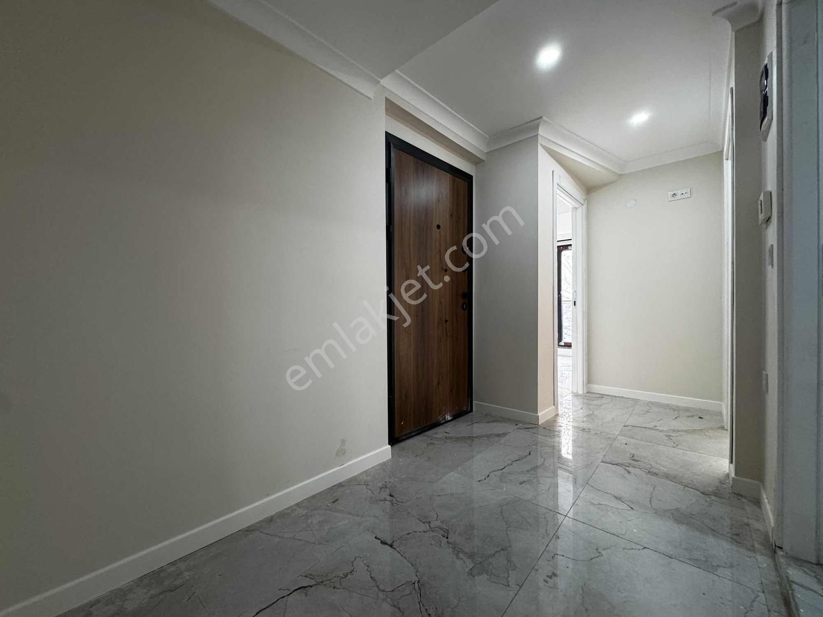 Merkezi Konum'da Sıfır Bina'da 2+1 95m2 Arakat Geniş Daire - Görsel 29