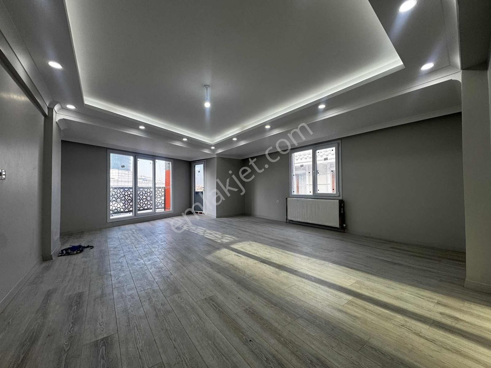 Tokgöz'den Ana Cadde Üzeri Sıfır Lüx 5+2 Dubleks 220m2 Daire