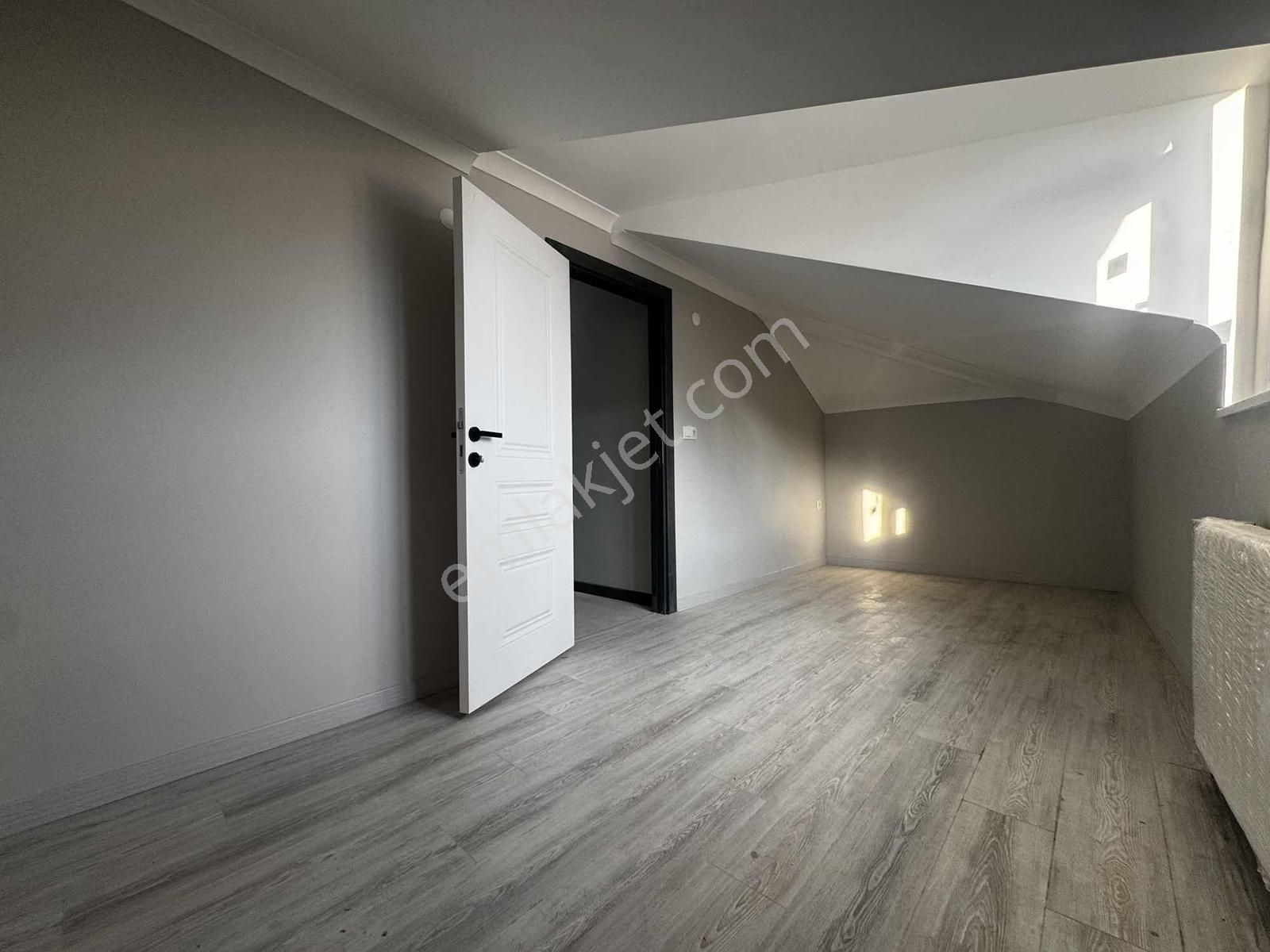 Tokgöz'den Ana Cadde Üzeri Sıfır Lüx 5+2 Dubleks 220m2 Daire - Görsel 26