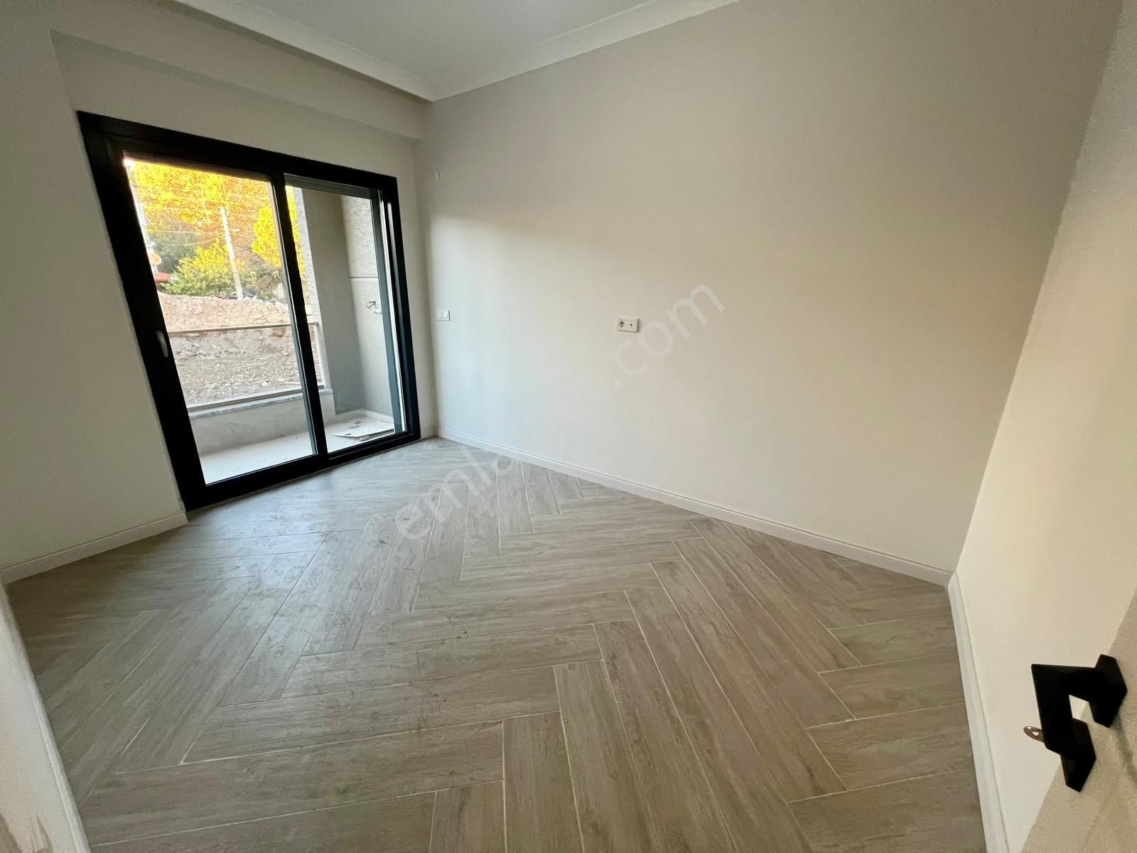 Aras Emlaktan Altınoluk Yağcılarda Lüks 2+1 Ön Cephe Daire - Görsel 14
