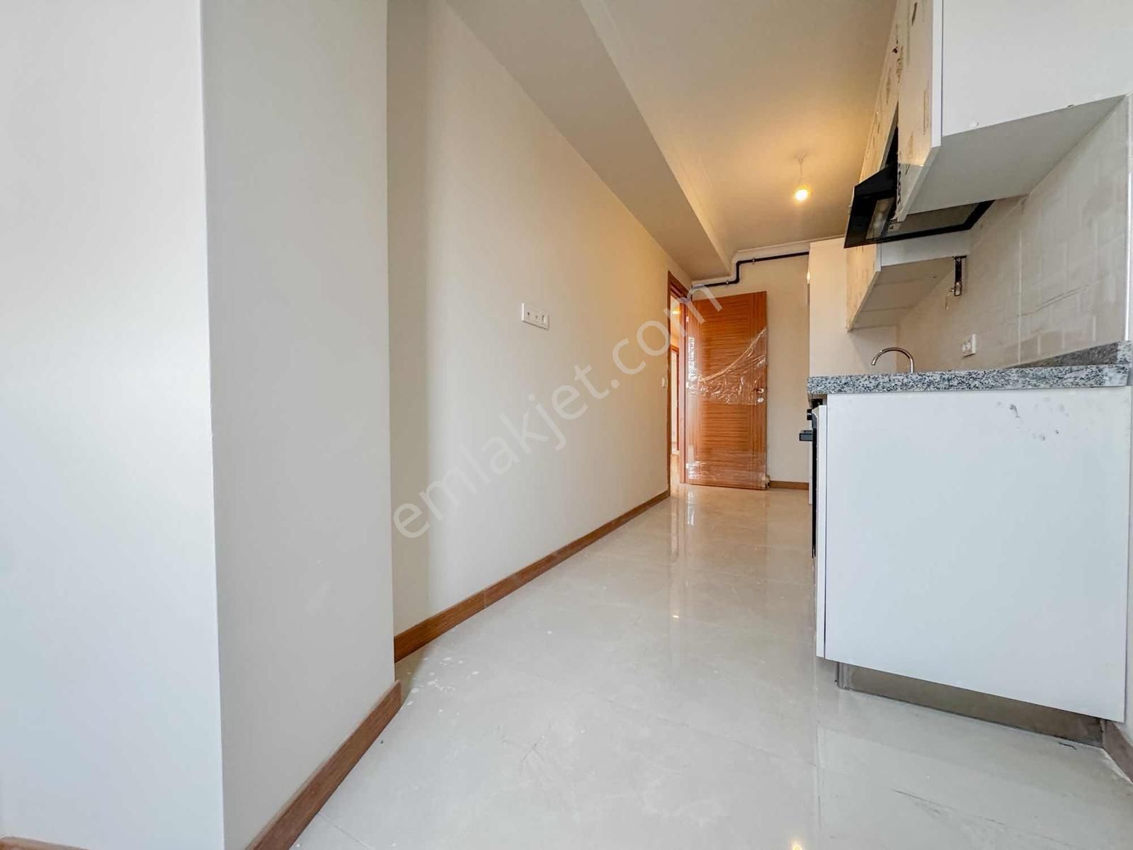 Tokgöz'den Ferit Selim Paşa Caddesi Üzerin'de 4.kat 2+1 Daire - Görsel 14