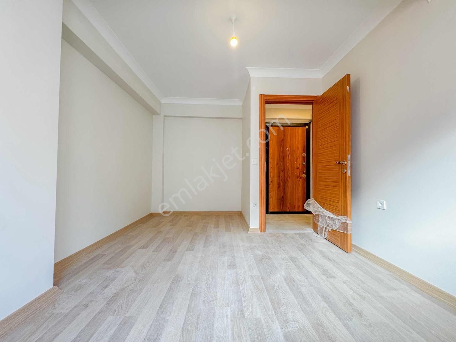 Tokgöz'den Ferit Selim Paşa Caddesi Üzerin'de 4.kat 2+1 Daire - Görsel 15