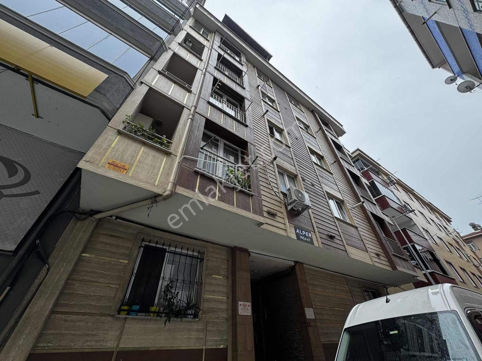 Tokgöz'den Kocasinan'da Merkezi Konumda 10 Yıllık Binada Daire - Görsel 2