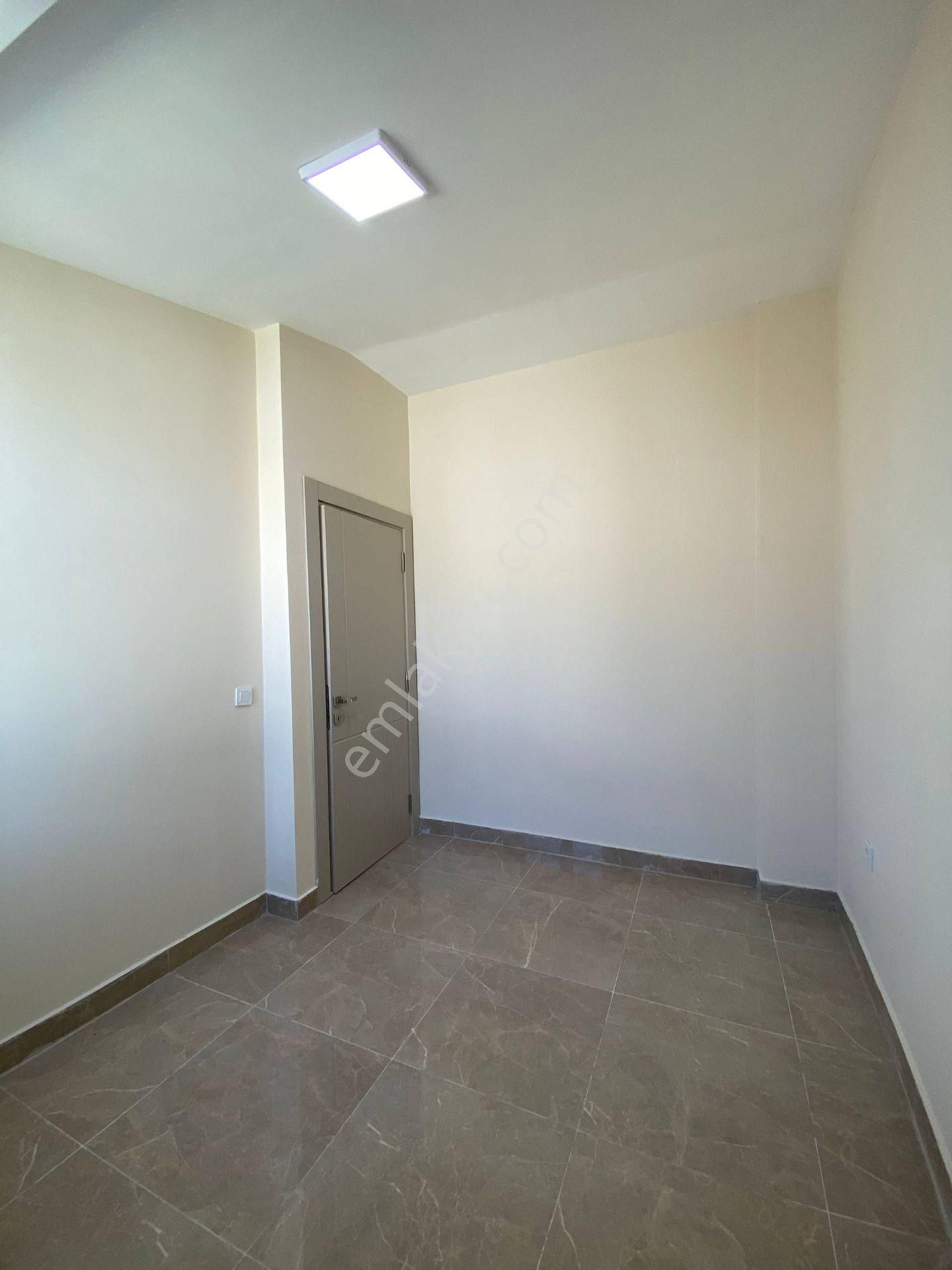 Beylikdüzü Yakuplu Mahallesi 1+1 70 M2 Kiralık Boş Sıfır Daireler Metrobüse 30 Saniye Yürüme Mesafes - Görsel 13