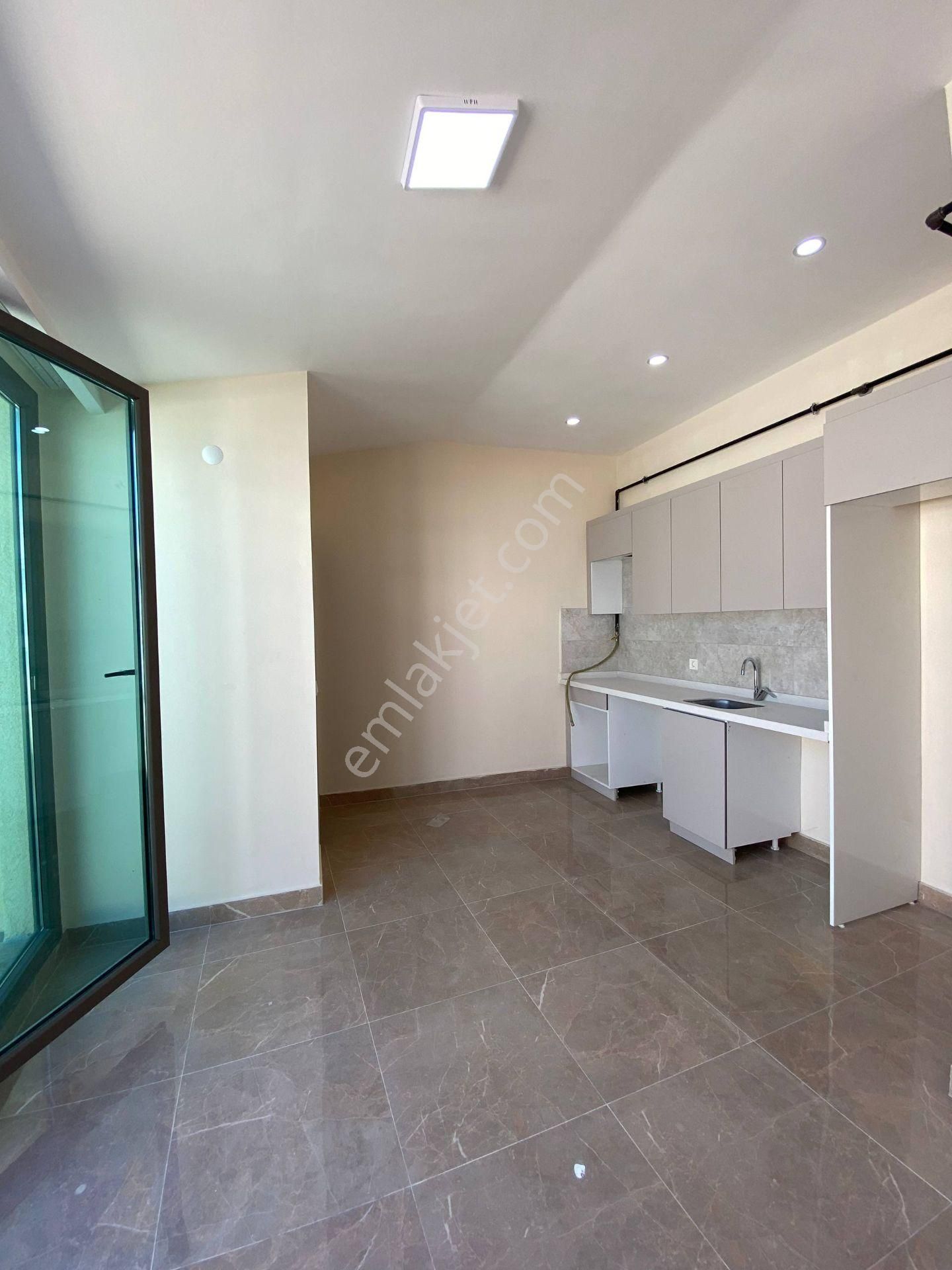 Beylikdüzü Yakuplu Mahallesi 1+1 70 M2 Kiralık Boş Sıfır Daireler Metrobüse 30 Saniye Yürüme Mesafes - Görsel 8