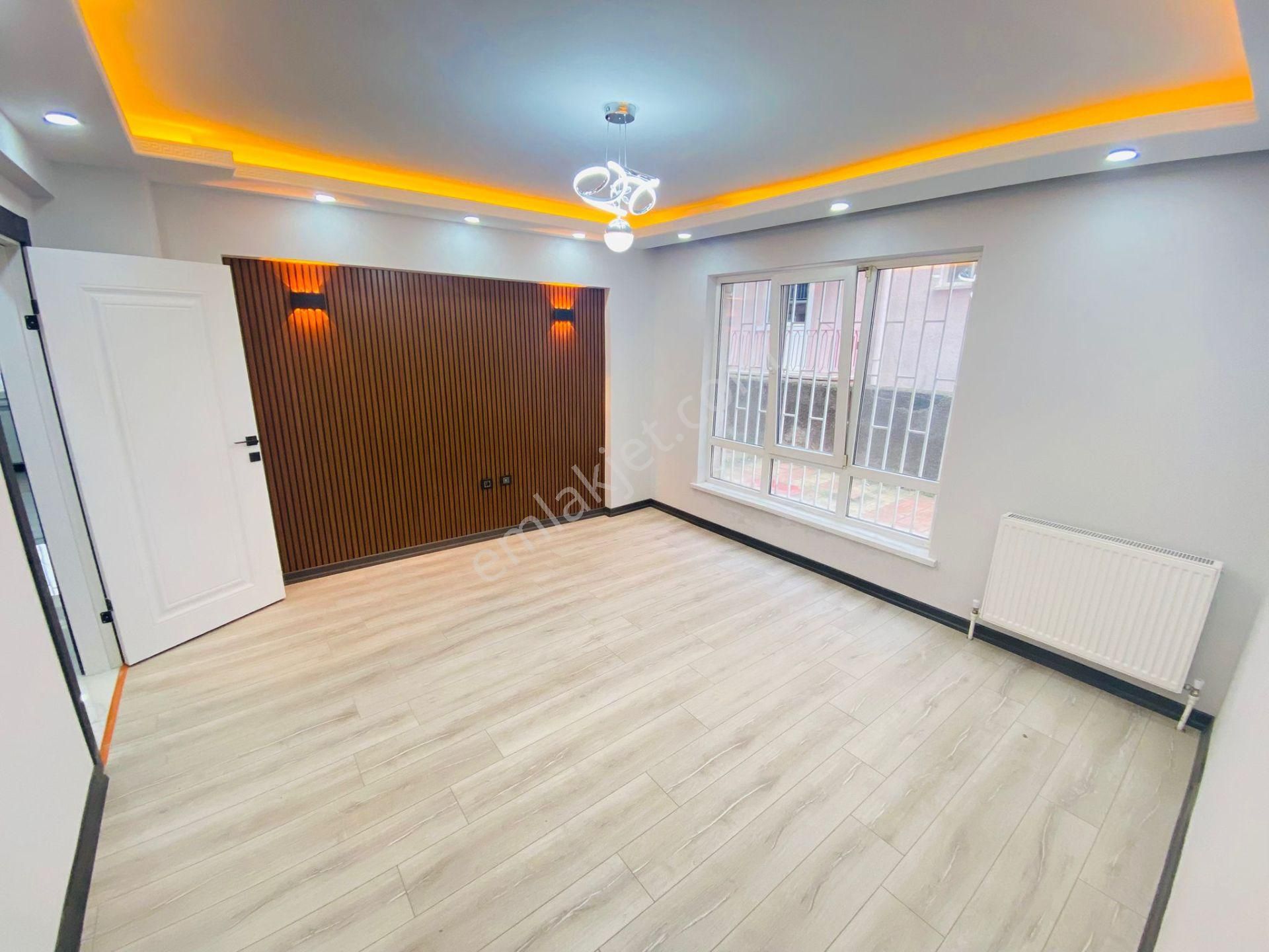 Tıp Fakültesi Cad. Yakını Giriş Katta 3+1 Full Yapılı Satılık Daire !!!