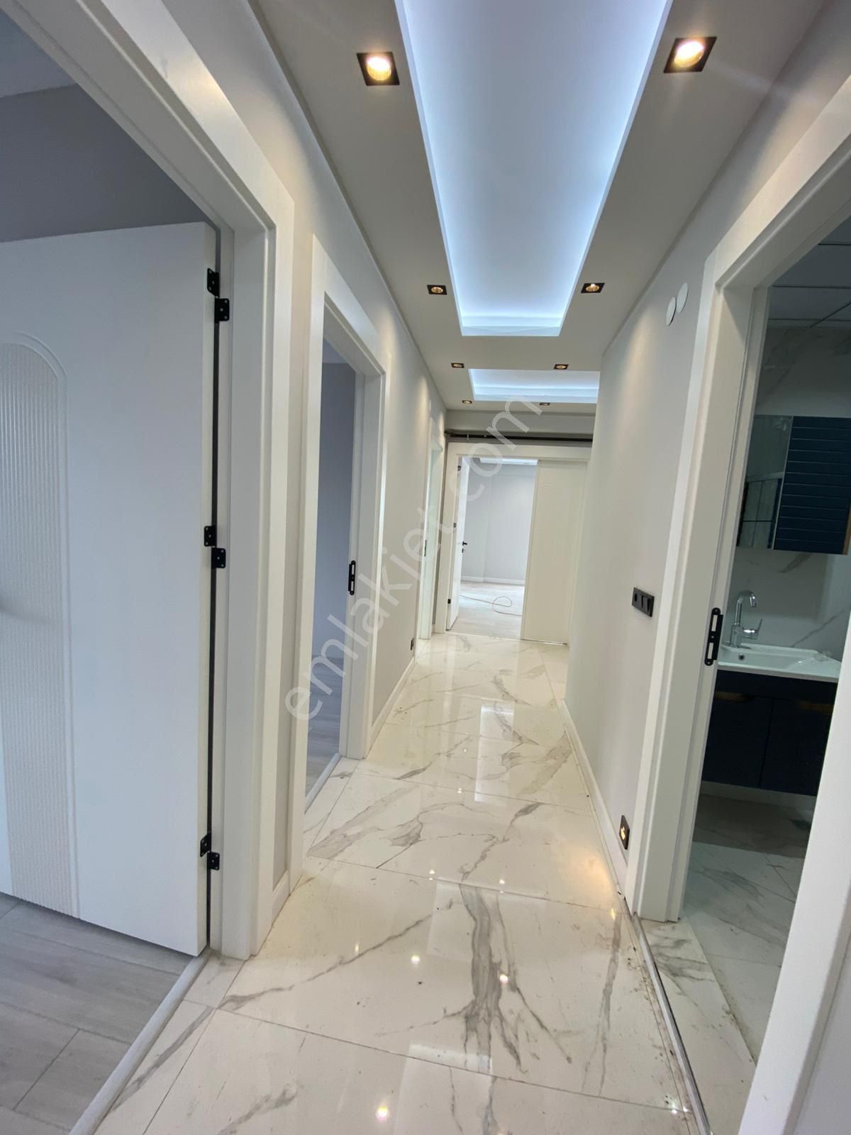 Furkan Emlaktan Karasamsun Mah 3+1 165m2 1.kat Lüx Yapım Krediye Uygun Sıfır Fırsat Daire - Görsel 14