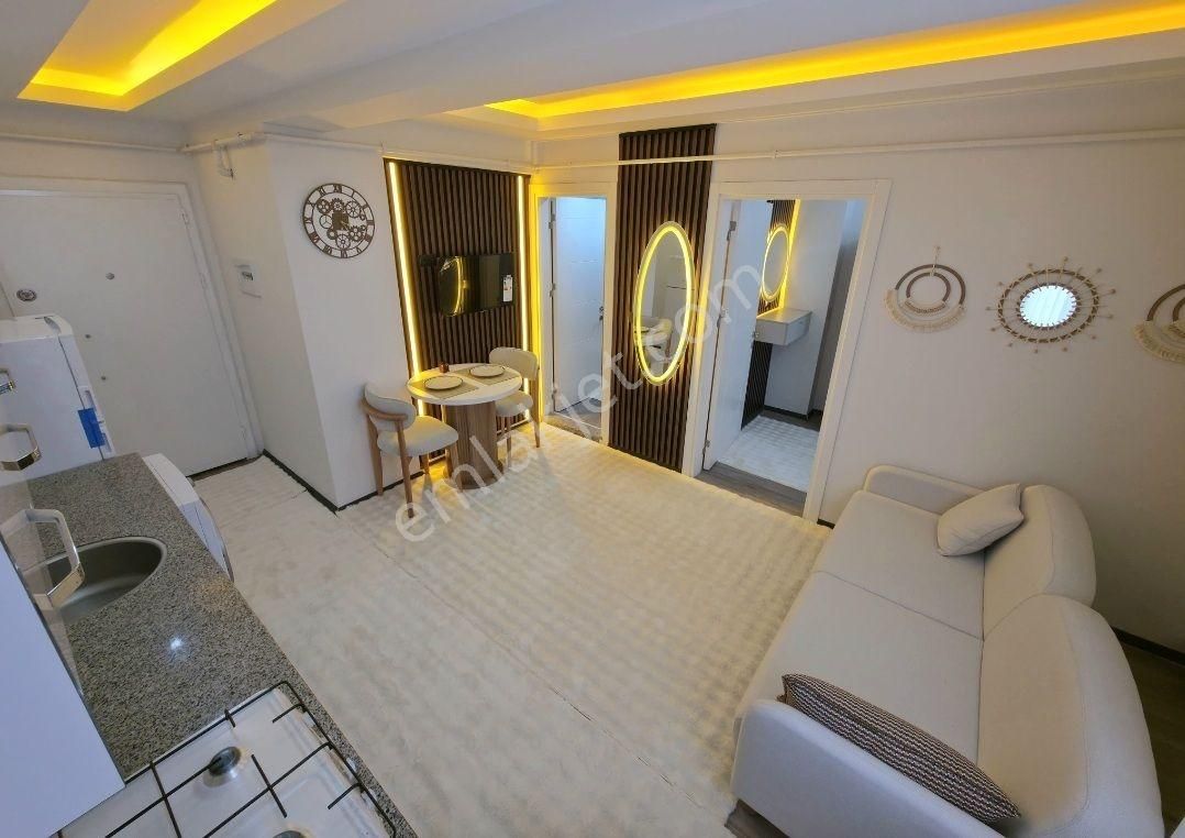 Akkonak'ta Lozan Caddesi Yanı 1+1 Arakat Fırsat Suıt Daire - Görsel 3