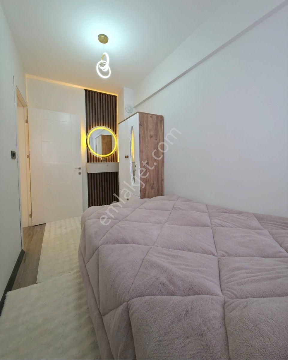 Akkonak'ta Lozan Caddesi Yanı 1+1 Arakat Fırsat Suıt Daire - Görsel 14