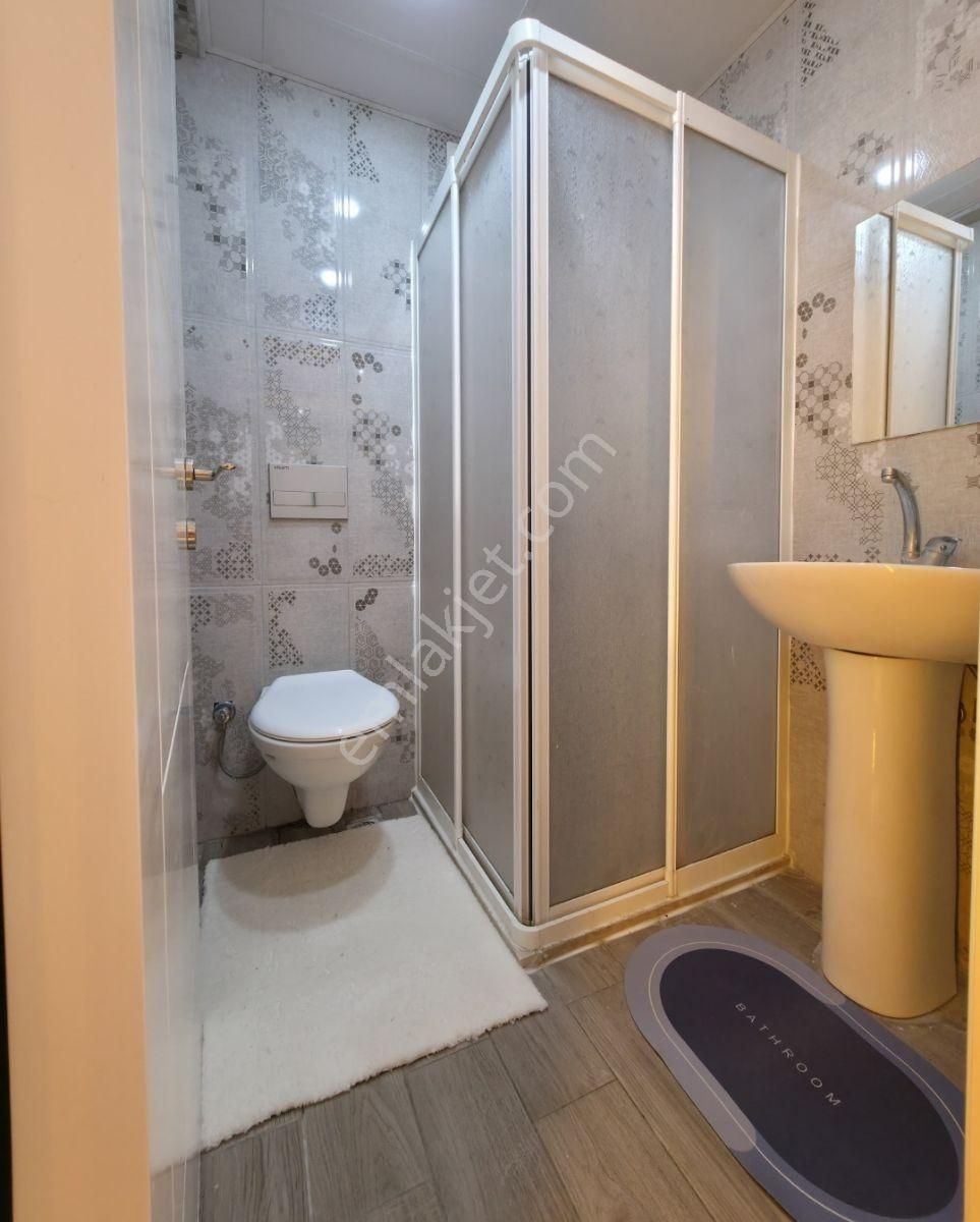 Akkonak'ta Lozan Caddesi Yanı 1+1 Arakat Fırsat Suıt Daire - Görsel 15