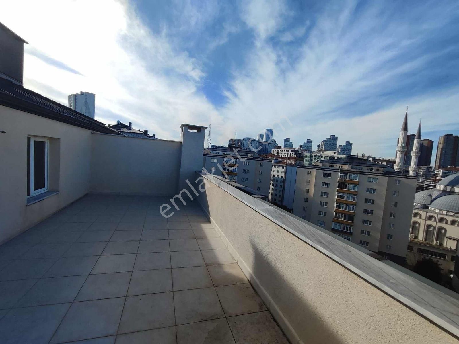 Ekşioğlu Akkent Sitesinde 5+1 Fırsat 250 Metrekare Dubleks - Görsel 13