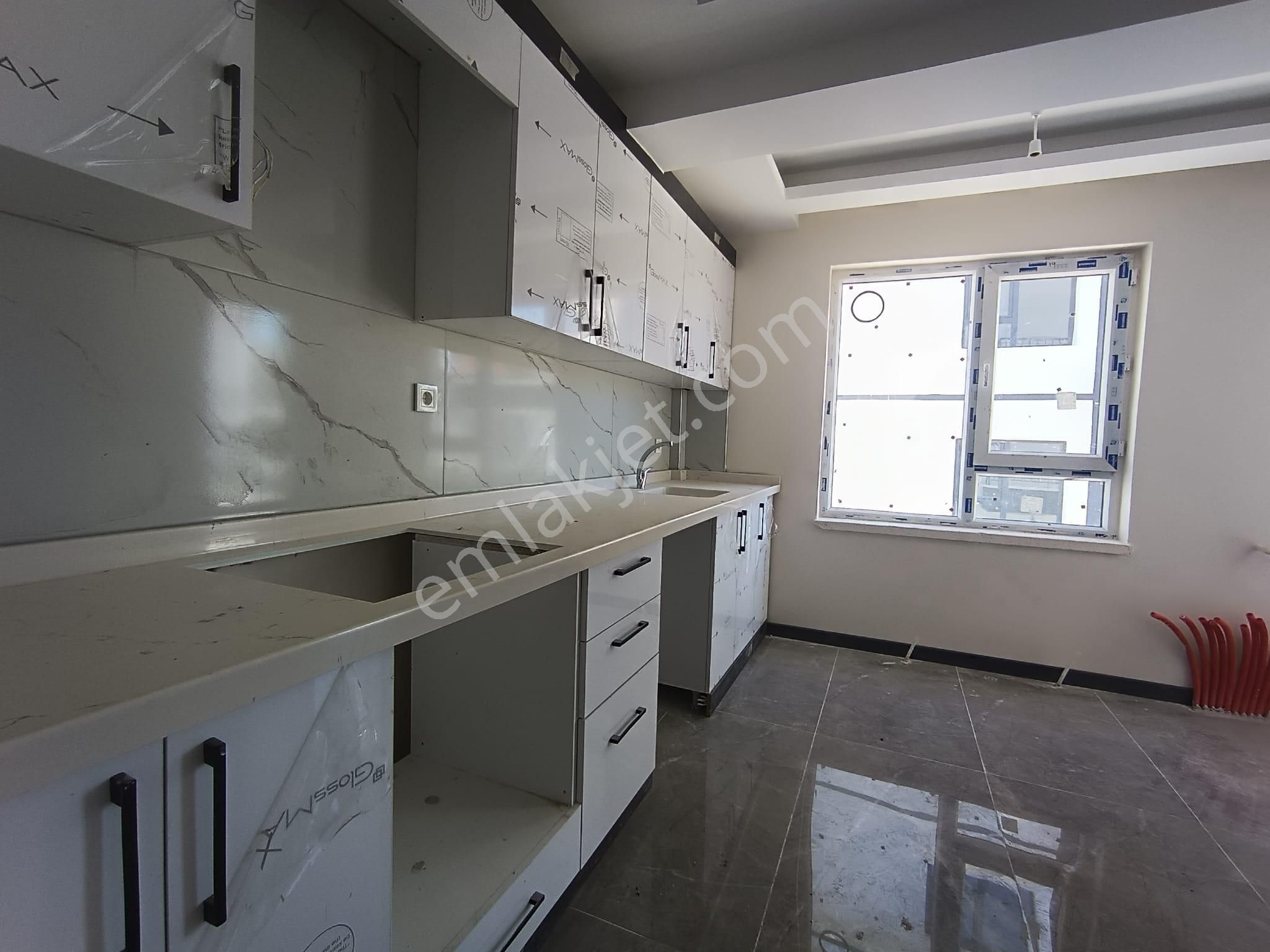 Sincan Fevzi Çakmak Mahallesinde 4+1 Satılık Daire