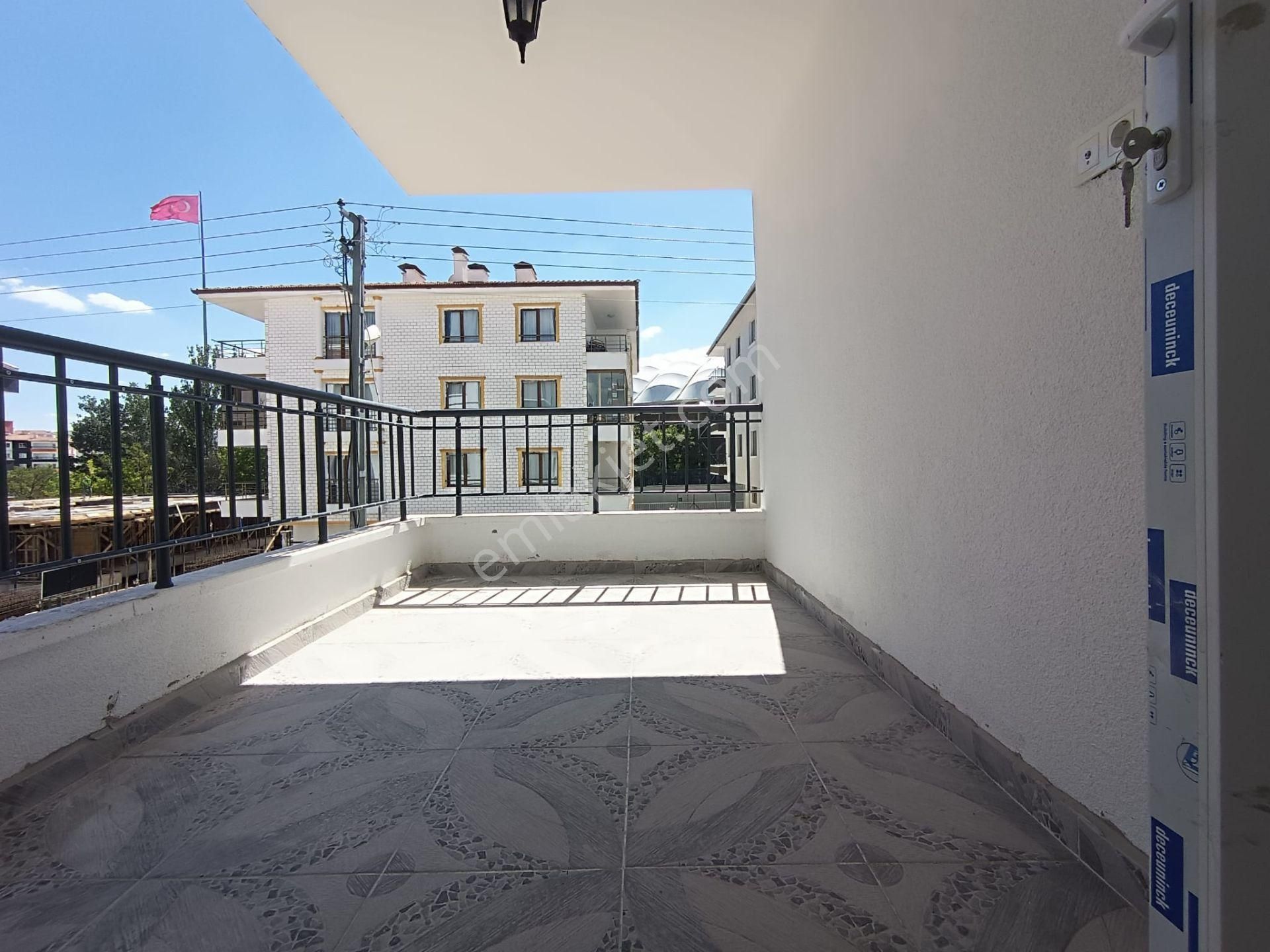 Sincan Fevzi Çakmak Mahallesinde 4+1 Satılık Daire - Görsel 3