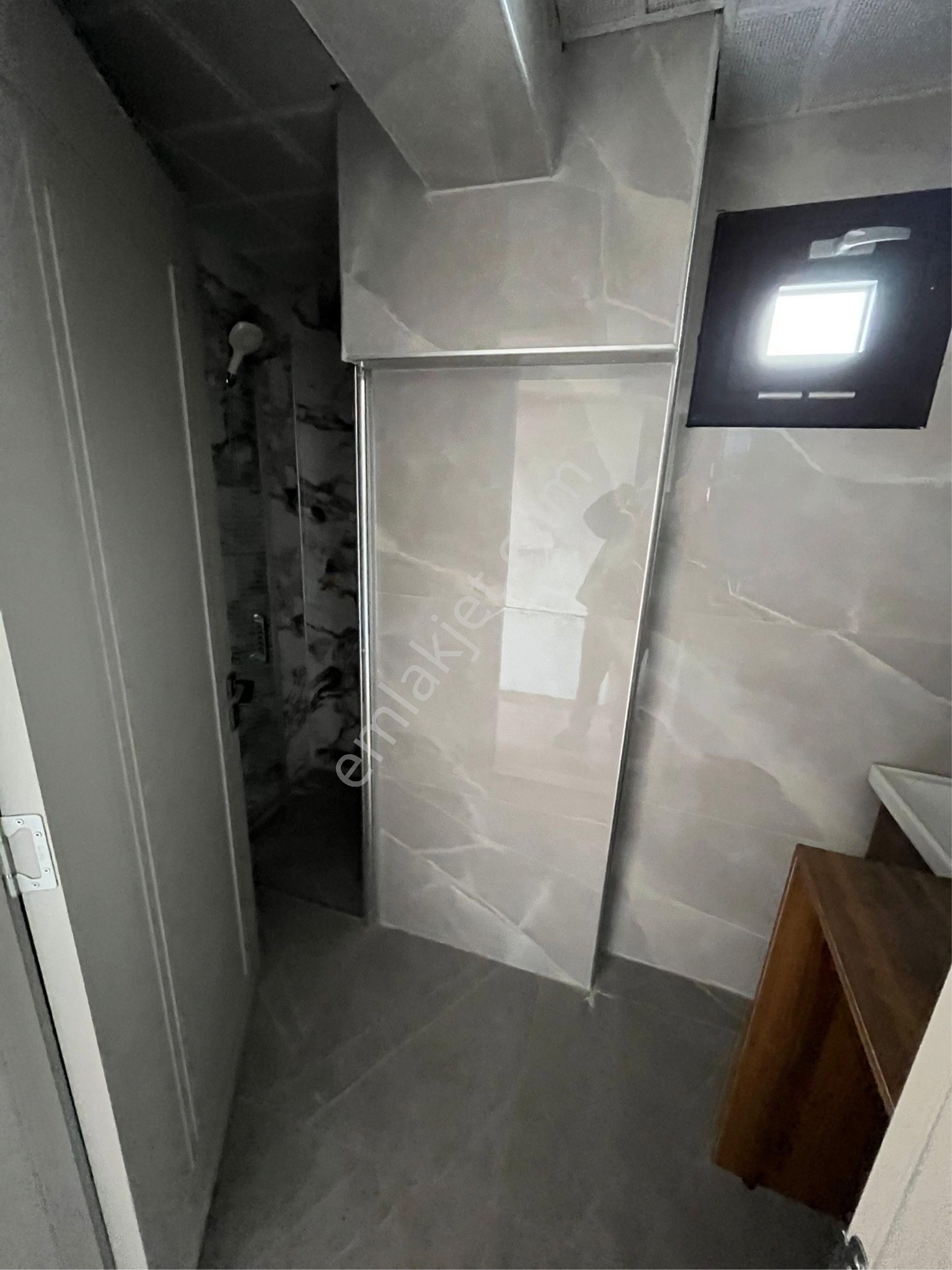 Kuşadası Kadınlar Denizinde Sıfır Deniz Manzaralı 1 Artı 1 Daire - Görsel 14