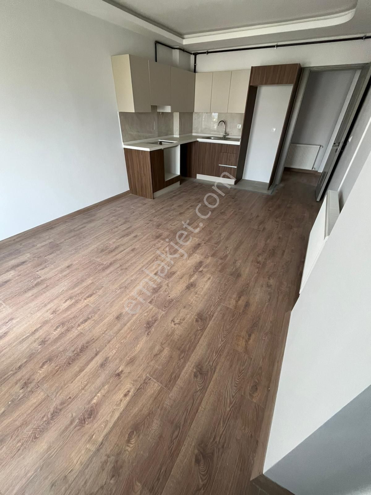 Kuşadası Kadınlar Denizinde Sıfır Deniz Manzaralı 1 Artı 1 Daire - Görsel 7