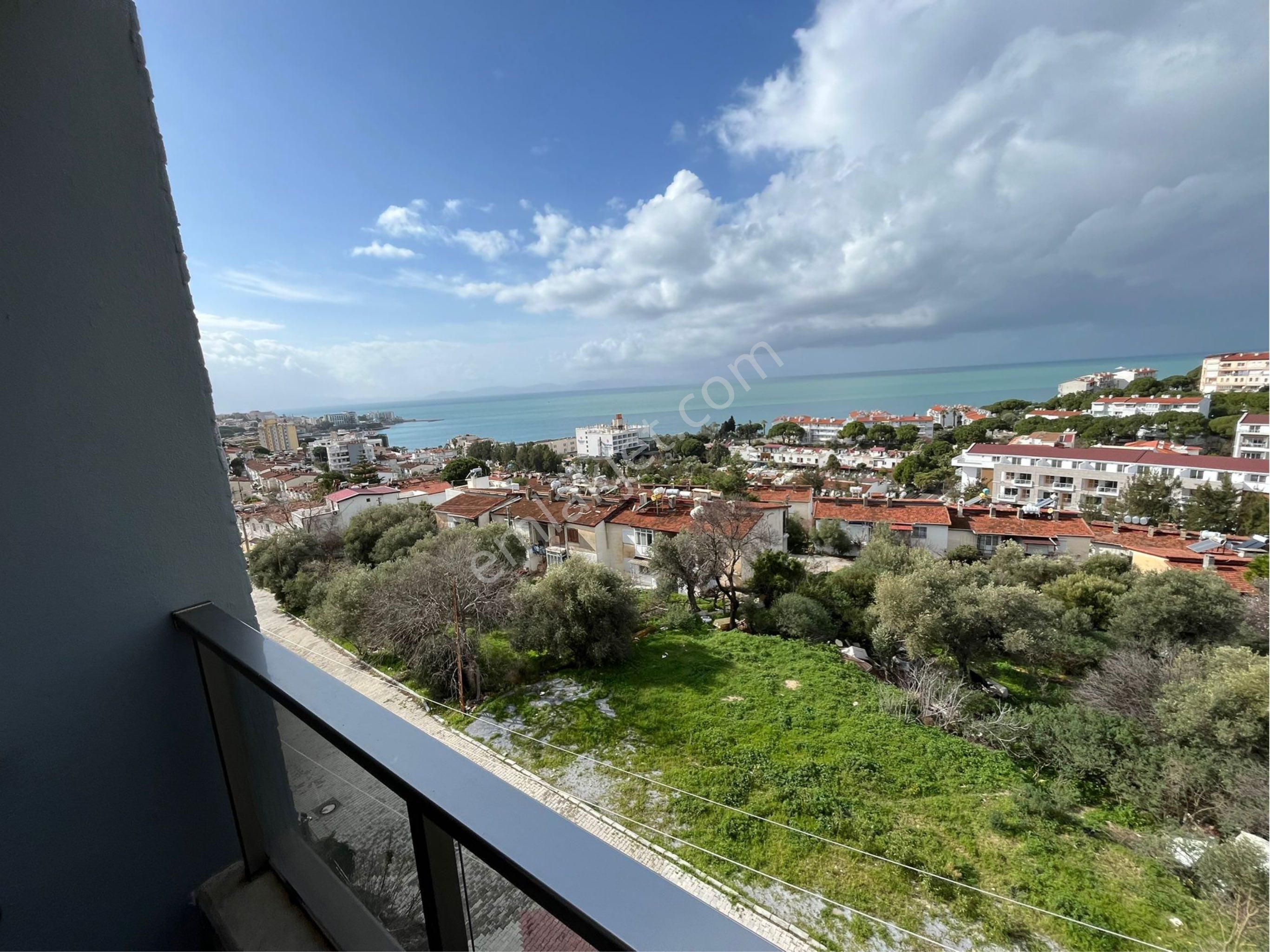 Kuşadası Kadınlar Denizinde Sıfır Deniz Manzaralı 1 Artı 1 Daire - Görsel 25