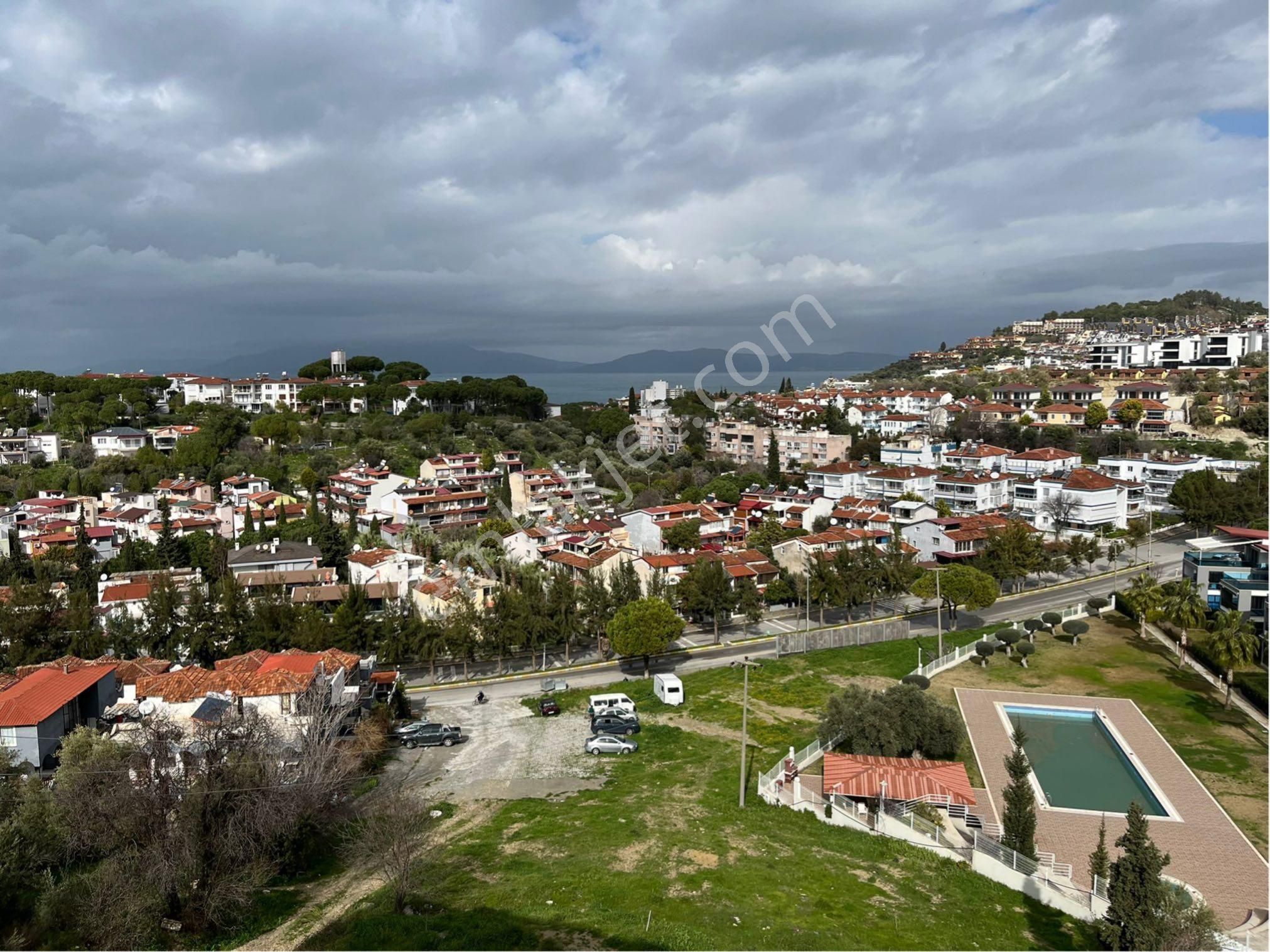 Kuşadası Kadınlar Denizinde Sıfır Deniz Manzaralı 1 Artı 1 Daire - Görsel 11