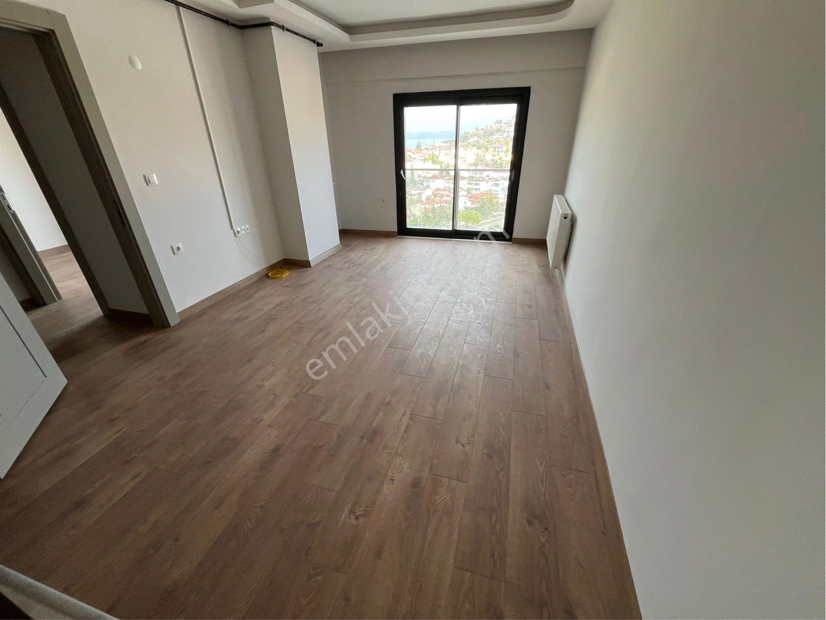 Kuşadası Kadınlar Denizinde Sıfır Deniz Manzaralı 1 Artı 1 Daire - Görsel 19