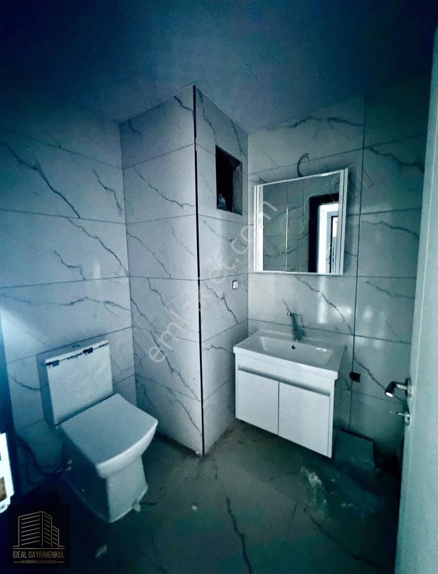 Çanakkale Yeni Kordona Yakın Ayrı Mutfak Sıfır 2+1 Daire - Görsel 32