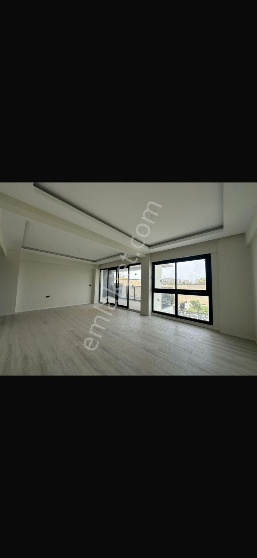 Kuşadasında Havuzlu Güvenlikli Sitede 3+1 Yerden Isıtmalı Satılık Residancee Daire - Görsel 4