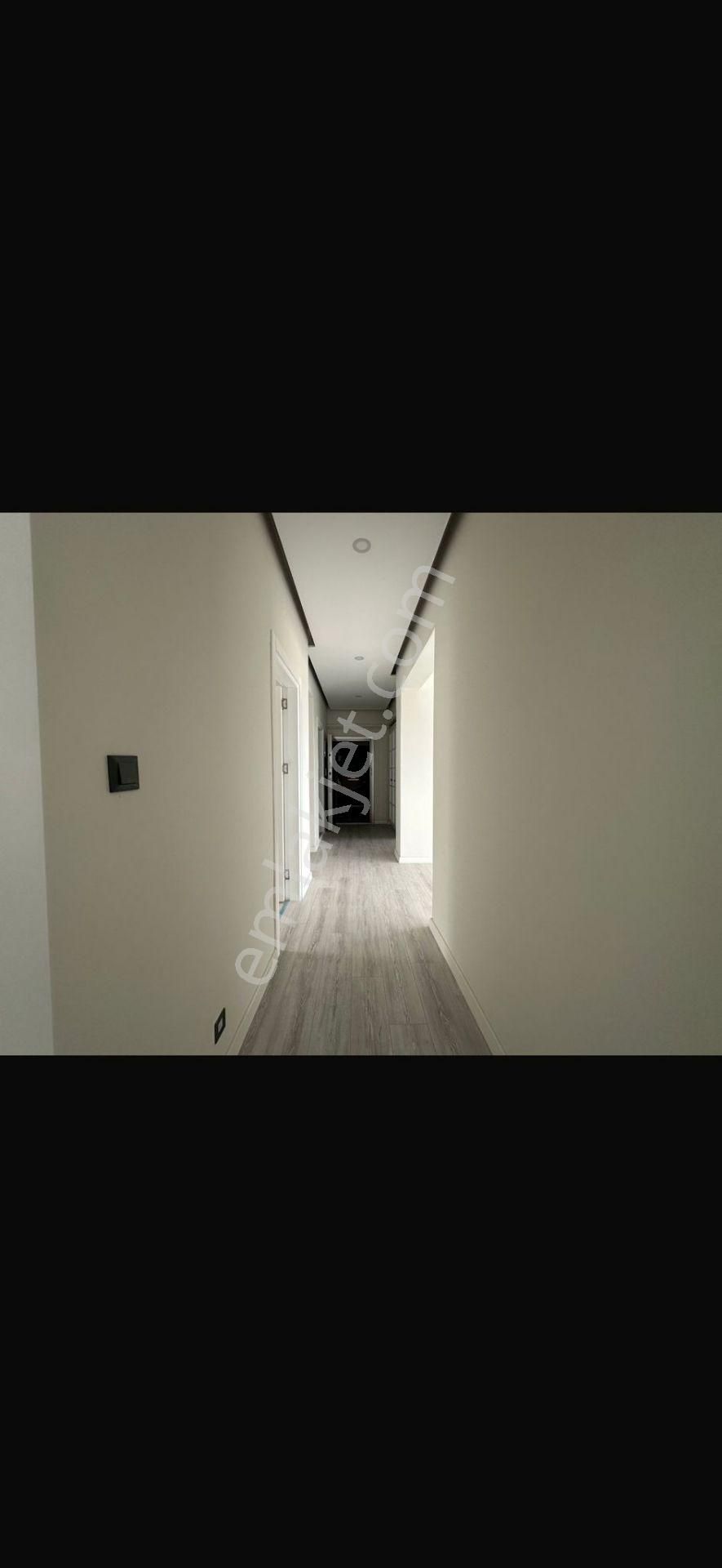 Kuşadasında Havuzlu Güvenlikli Sitede 3+1 Yerden Isıtmalı Satılık Residancee Daire - Görsel 14