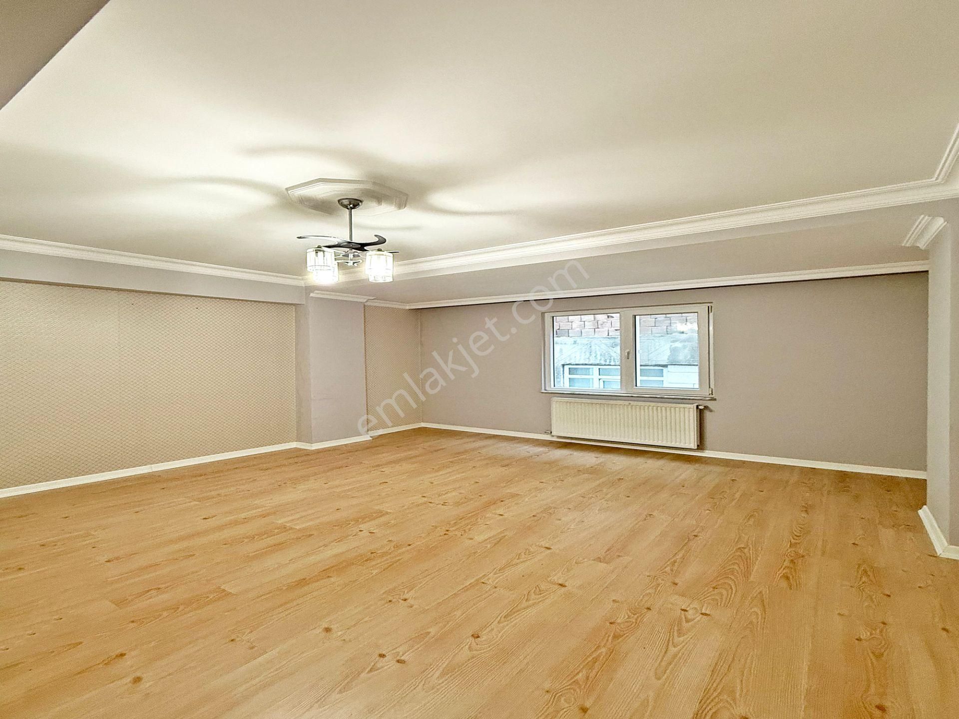 Balıkyolu'nda Krediye Uygun İskanlı 2+1 Balkonlu Ara Kat Daire - Görsel 3