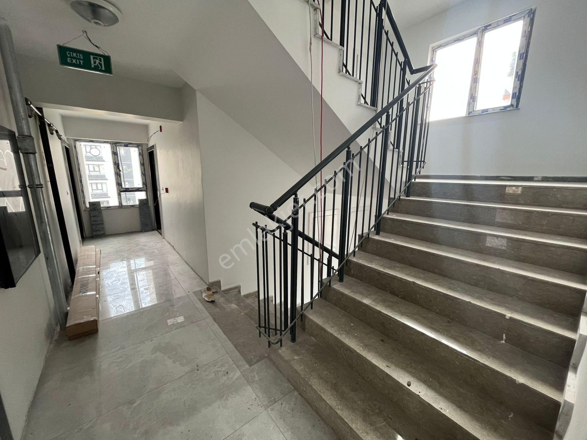 Saraycık Mah'de Sıfır 1+1 2.ara Kat Çift Asansörlü Satılık Köşe Daire - Görsel 26