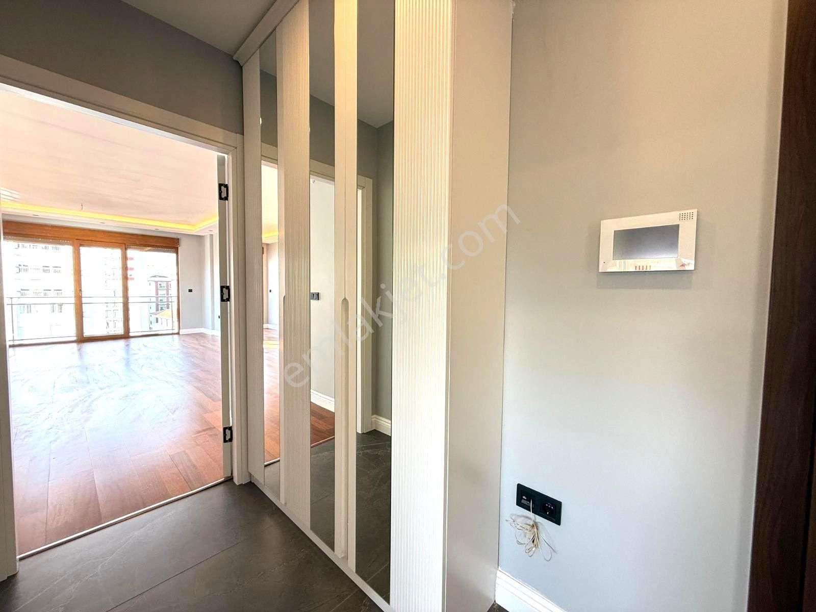 Oben'den Bağdat Cad. Yakın Asansörlü Otoparklı 3+1 130 M² Net - Görsel 27