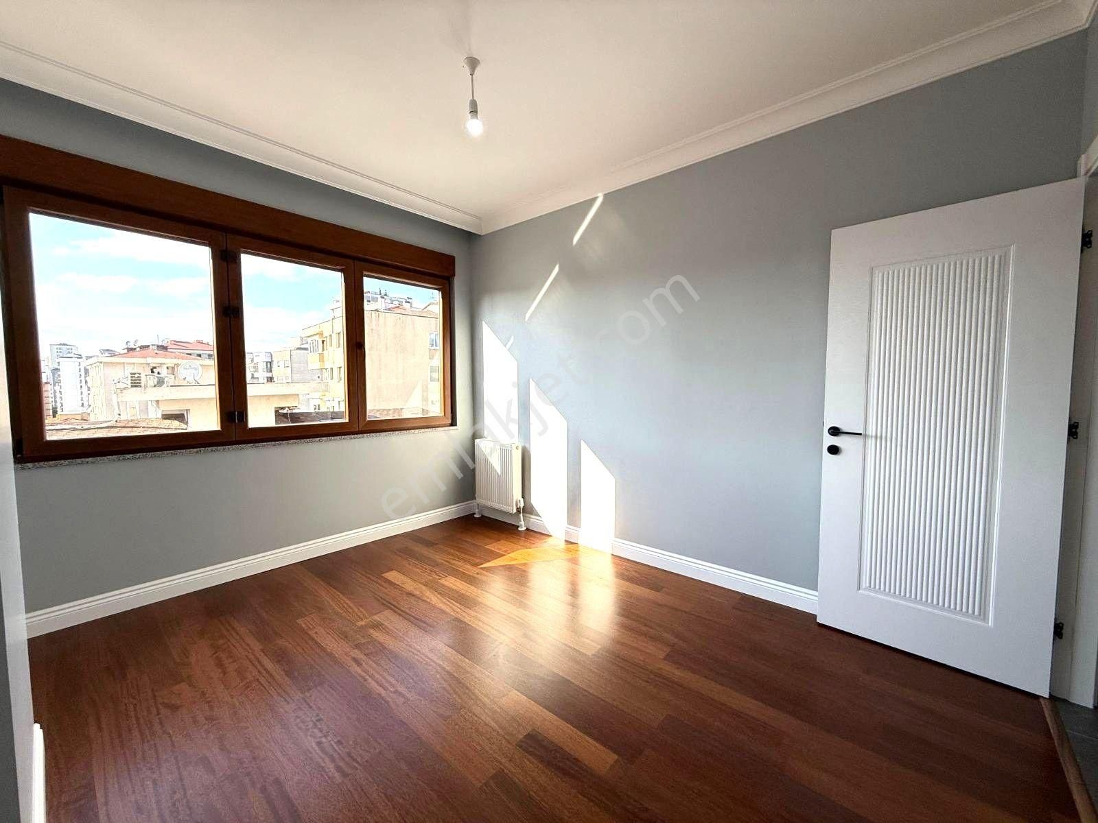 Oben'den Bağdat Cad. Yakın Asansörlü Otoparklı 3+1 130 M² Net - Görsel 16