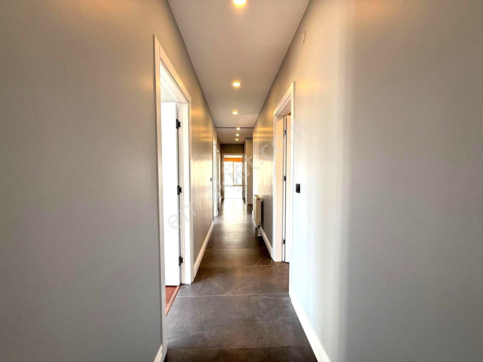 Oben'den Bağdat Cad. Yakın Asansörlü Otoparklı 3+1 130 M² Net - Görsel 29