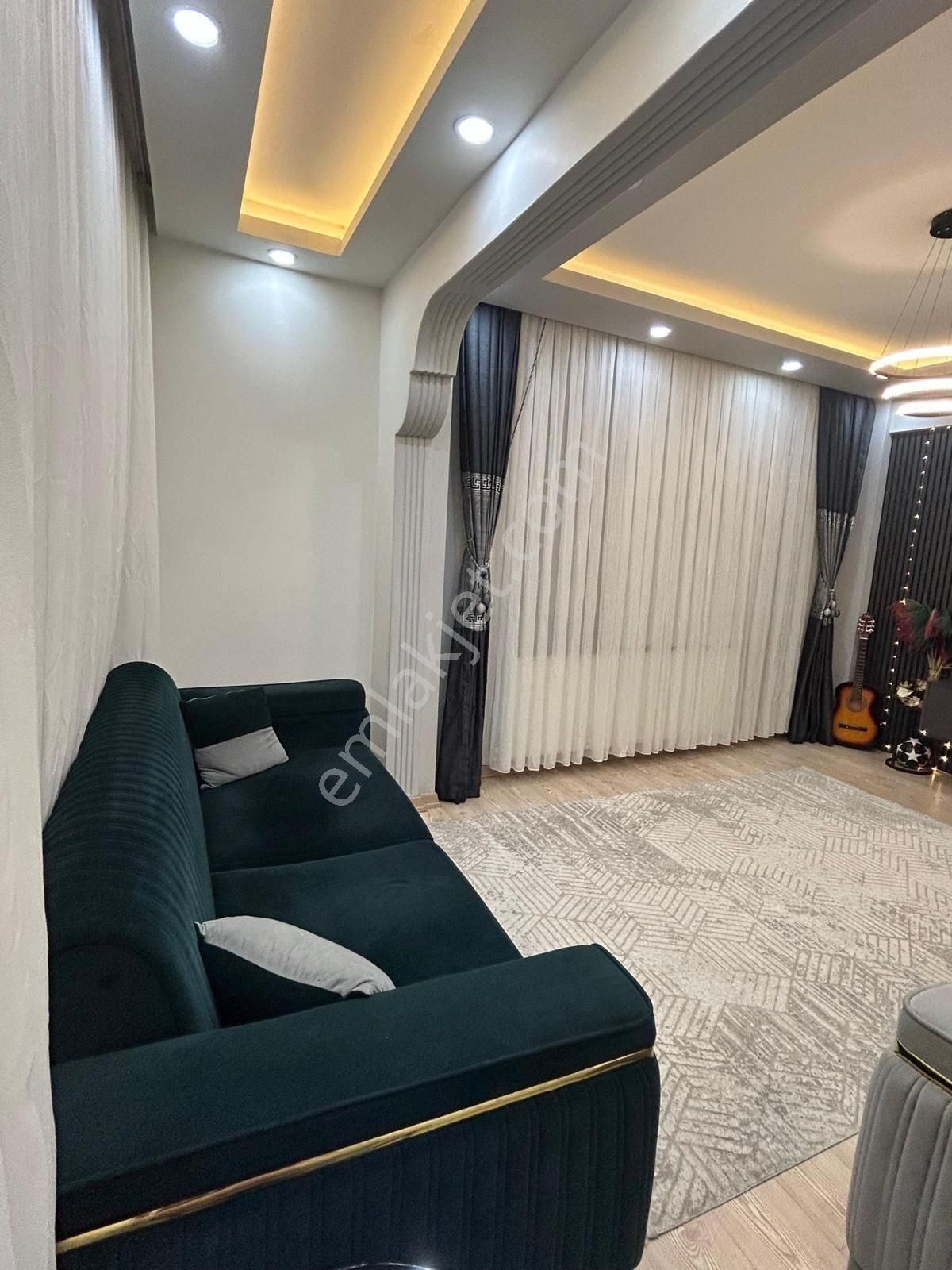 İstanbul Sancaktepe Yunusemre Mah Satılık 2+1 Giriş Daire 120 M2 - Görsel 17