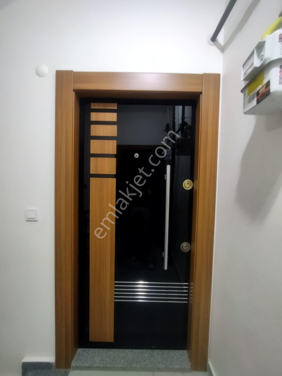 Müslüm Emlaktan Avcılar Merkezde 3+1 Satılık Daire !! - Görsel 12