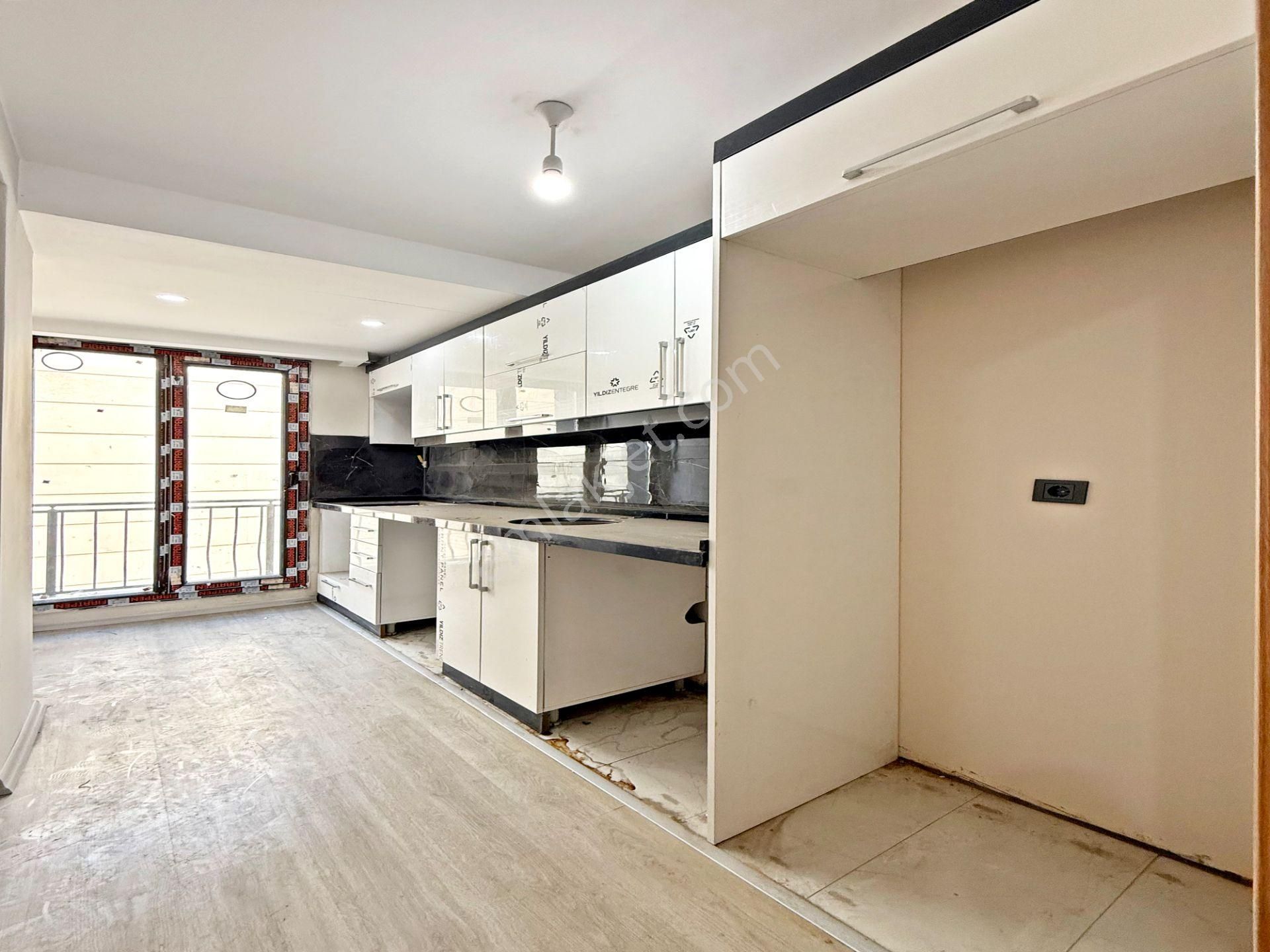 Tem Otoyolunun Dibinde Asansörlü Sıfır Binada 2+1 Ara Kat Daire - Görsel 4