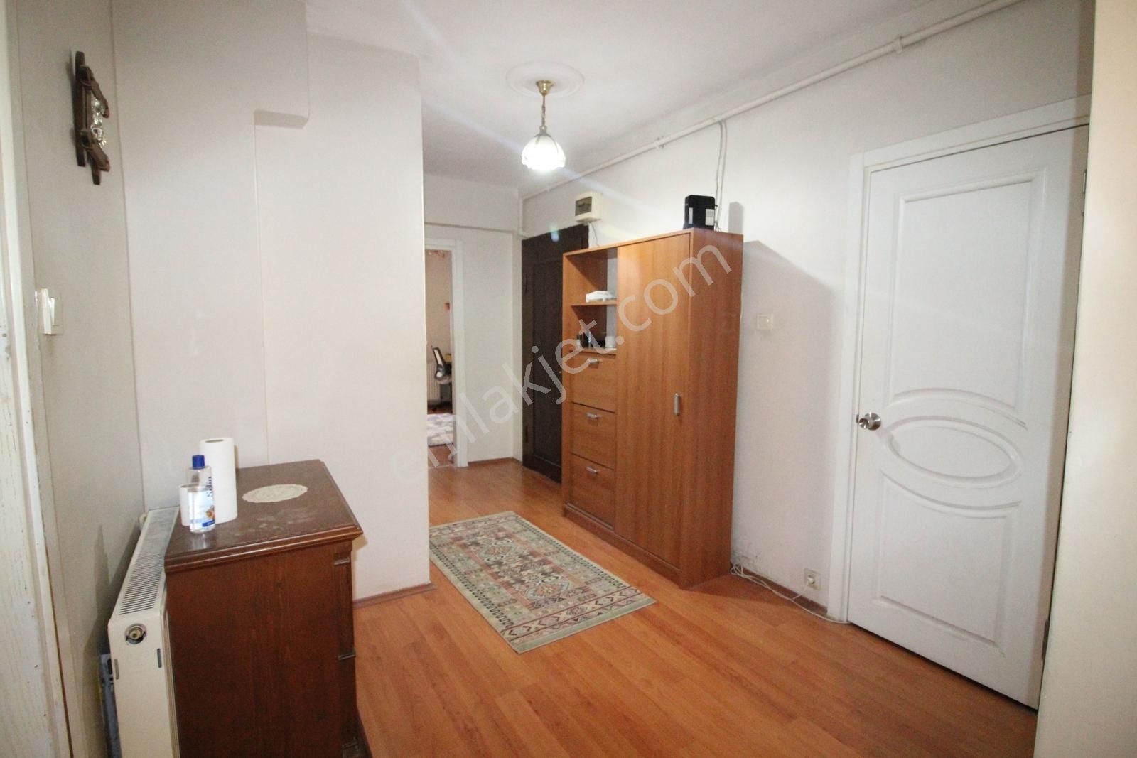 Tokgöz'den Mustafa Kemalpaşa Cad Yakını 28 Yıllık 3+1 Arakat - Görsel 18