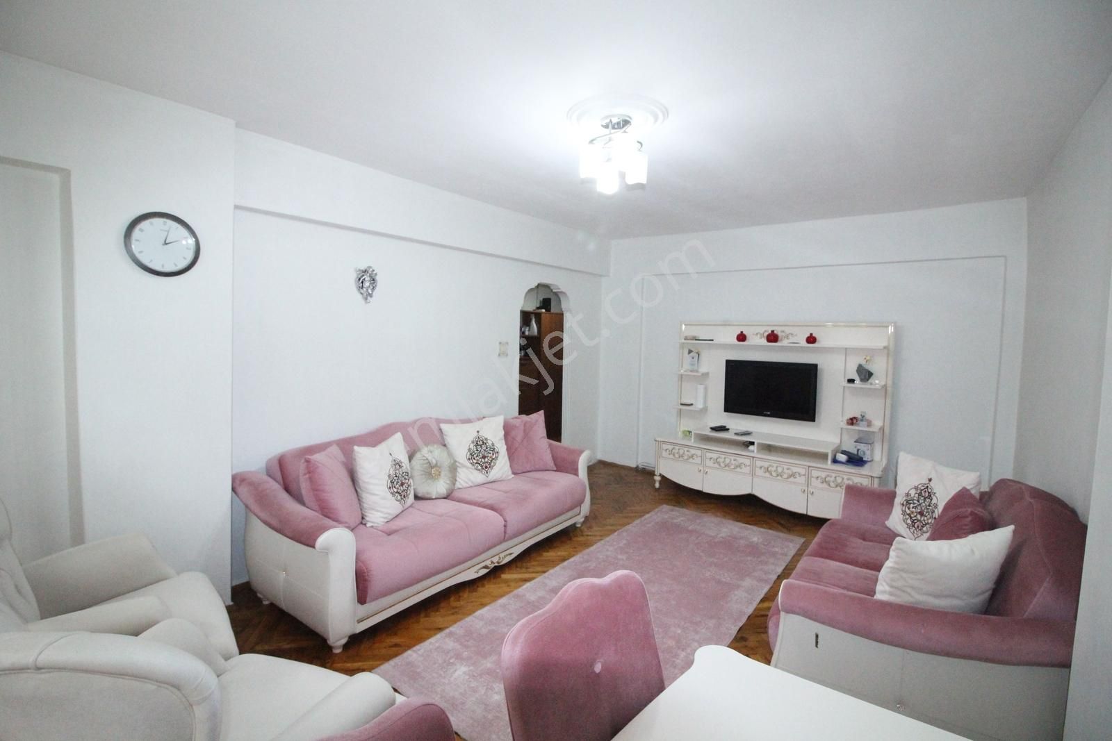 Tokgöz'den Mustafa Kemalpaşa Cad Yakını 28 Yıllık 3+1 Arakat - Görsel 13