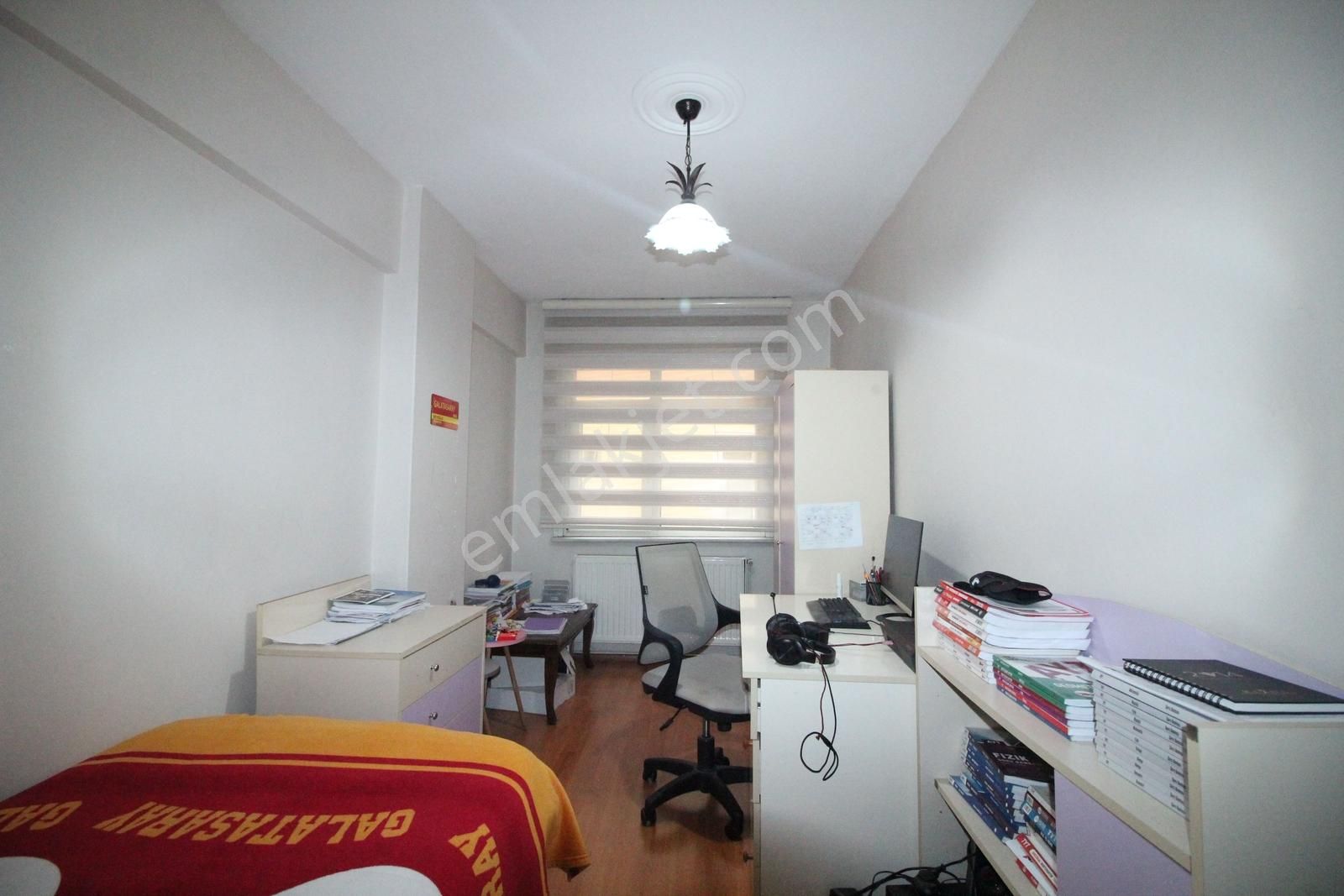 Tokgöz'den Mustafa Kemalpaşa Cad Yakını 28 Yıllık 3+1 Arakat - Görsel 16