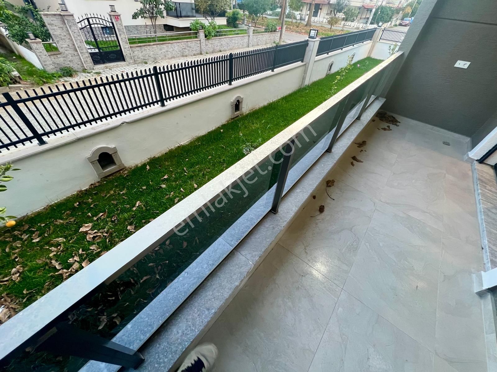 Aras Emlaktan Altınoluk Yağcılarda Denize 250 M. Lüks Daire - Görsel 8