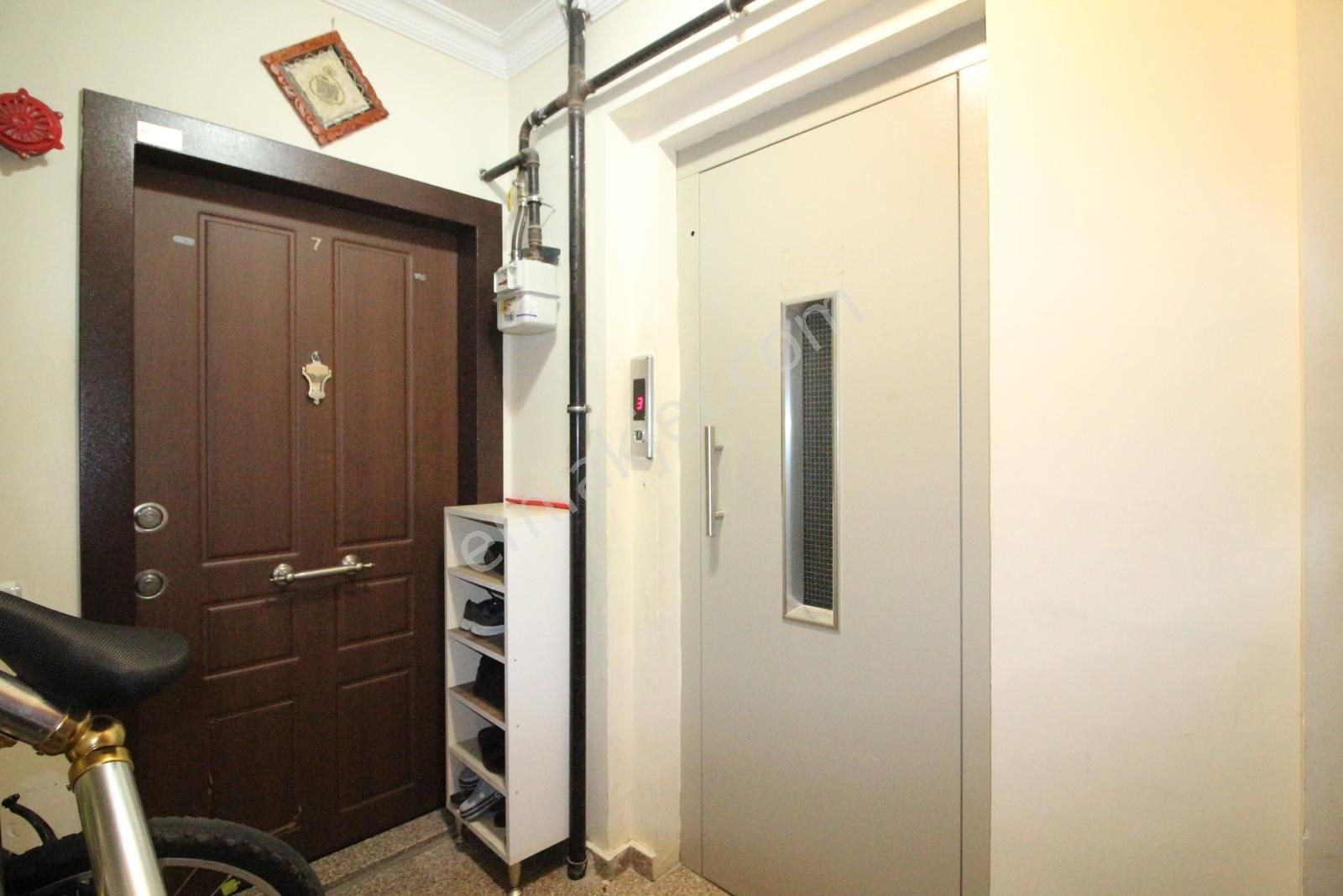 Bahçelievler Soğanlı Muhtarlık Yakını 15yıllık 2+1arakat Kredili - Görsel 5