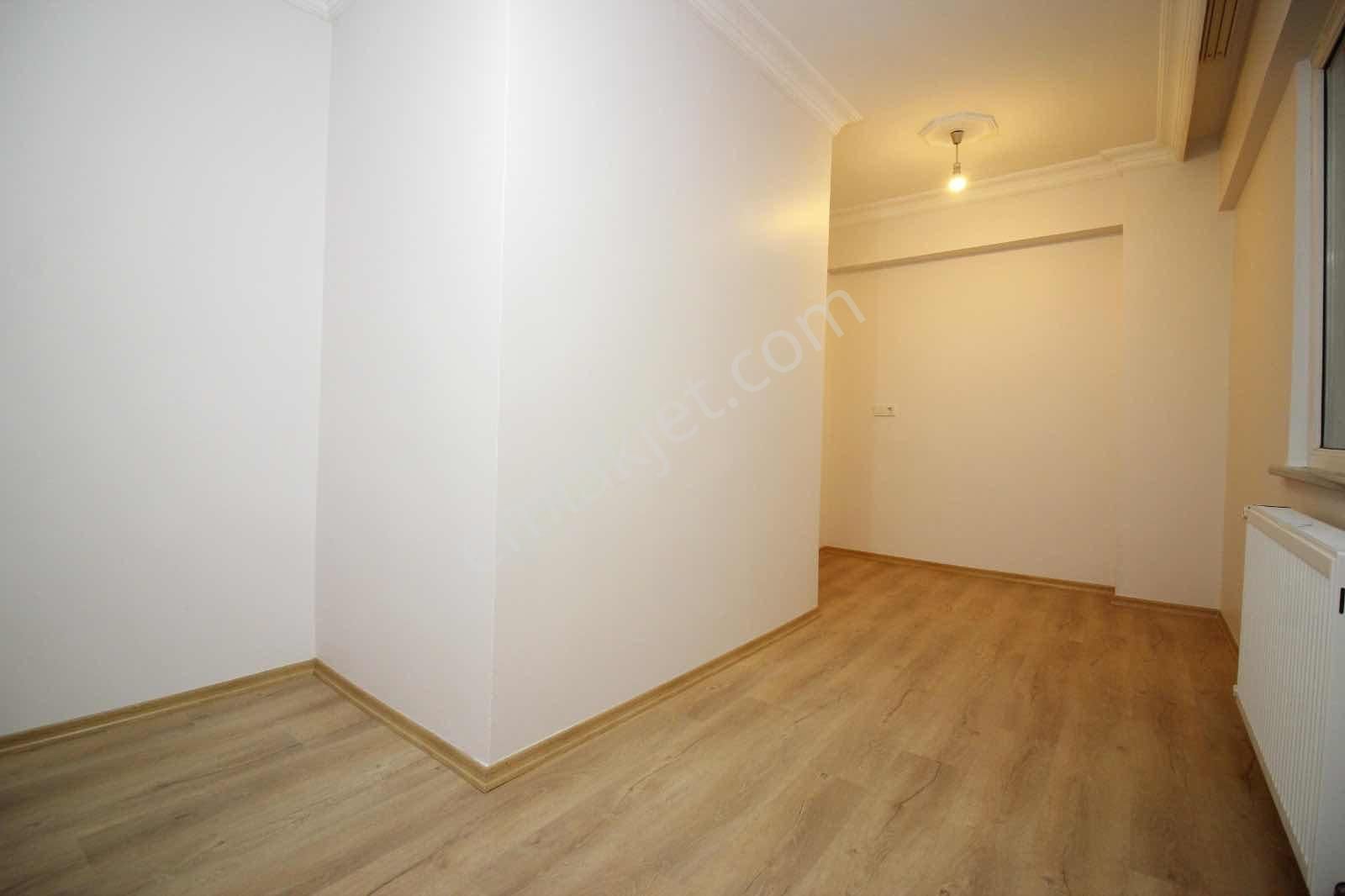 Tokgöz'den 2005 Yapımı Yeni Tadilatlı Masrafsız 2+1 Düz Giriş - Görsel 4