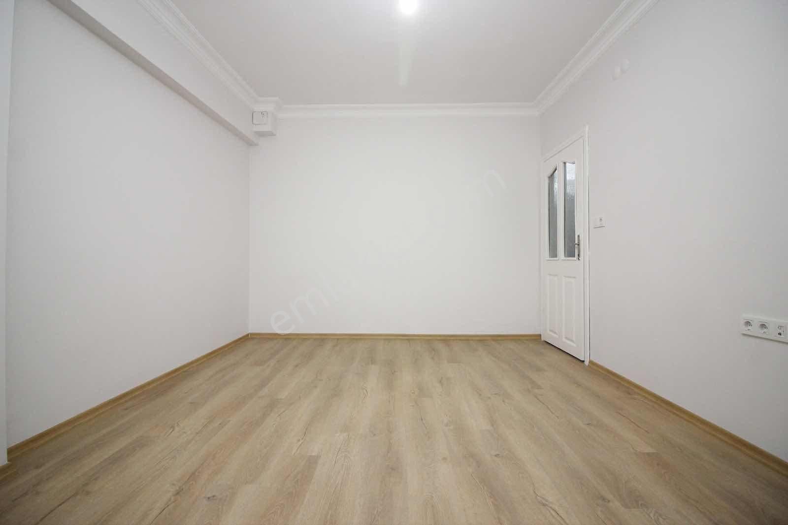 Tokgöz'den 2005 Yapımı Yeni Tadilatlı Masrafsız 2+1 Düz Giriş - Görsel 3