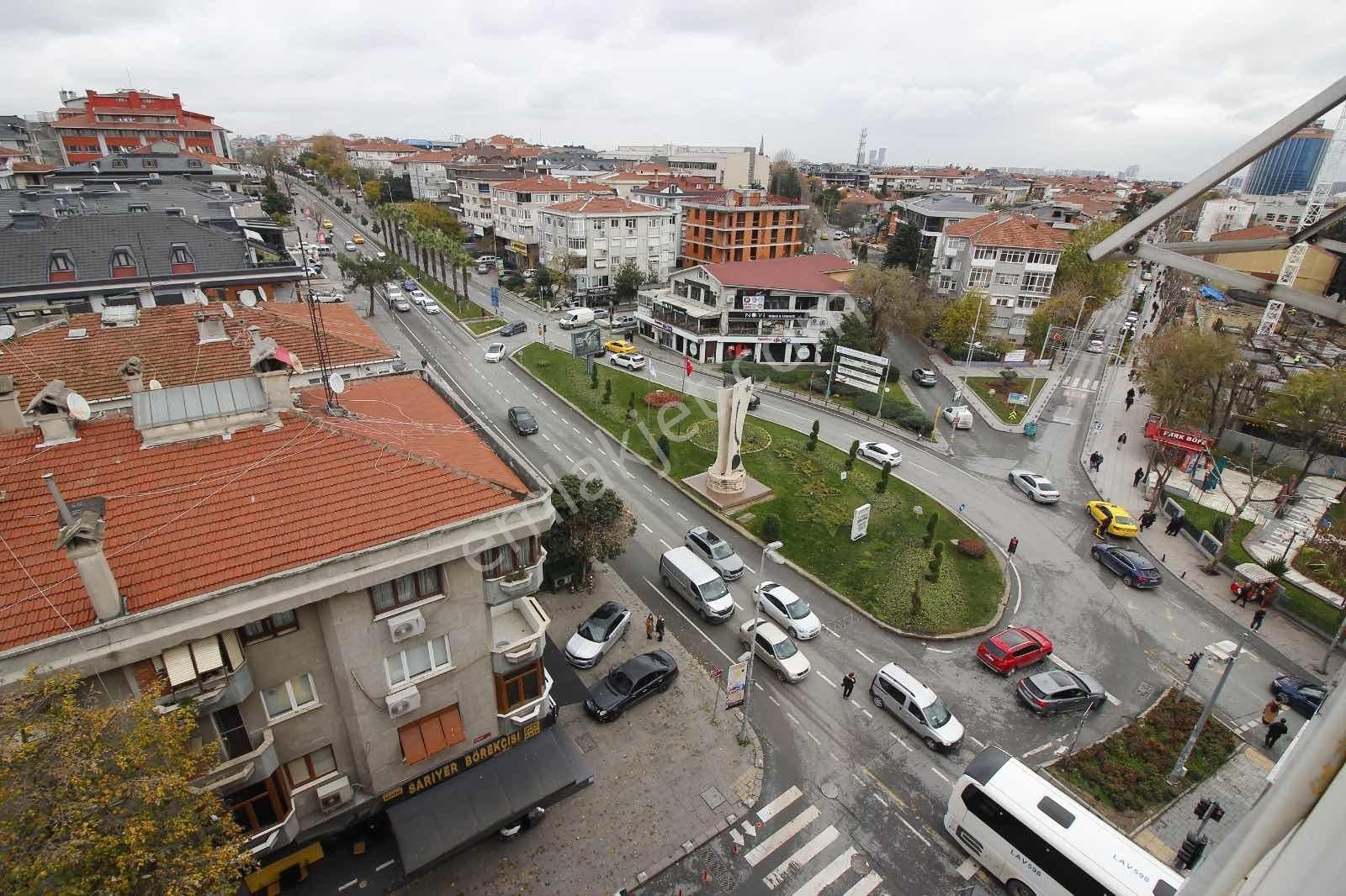 Uefa Kupasında Metro Ve Metrobüse 6-7 Dk Yürüme Mesefesinde 2+1