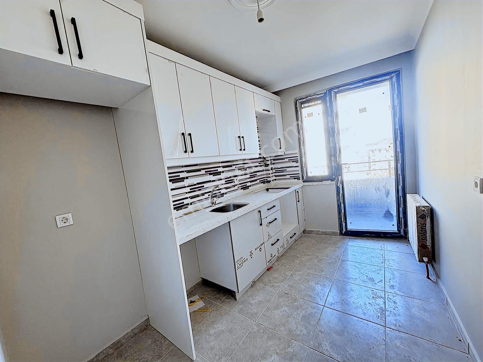 Sancaktepe Yenidoğan 4+1 Üst Üst Dubleks Cadde Üstü - Görsel 22